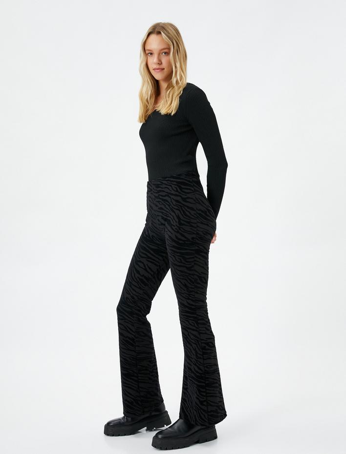  Tayt Pantolon İspanyol Paça Yüksek Bel Zebra Desenli