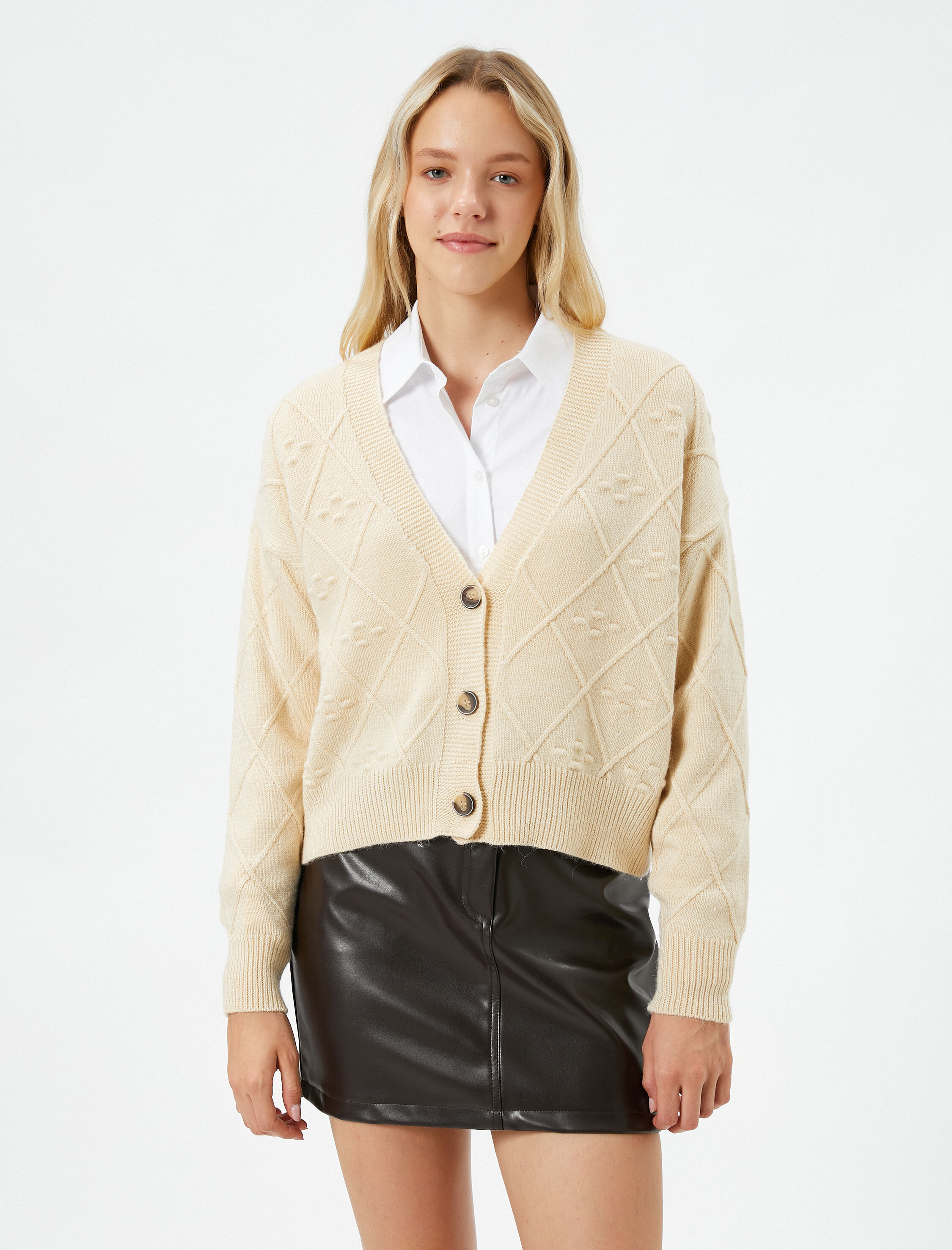   Triko Hırka Düğmeli Dokulu V Yaka Uzun Kollu