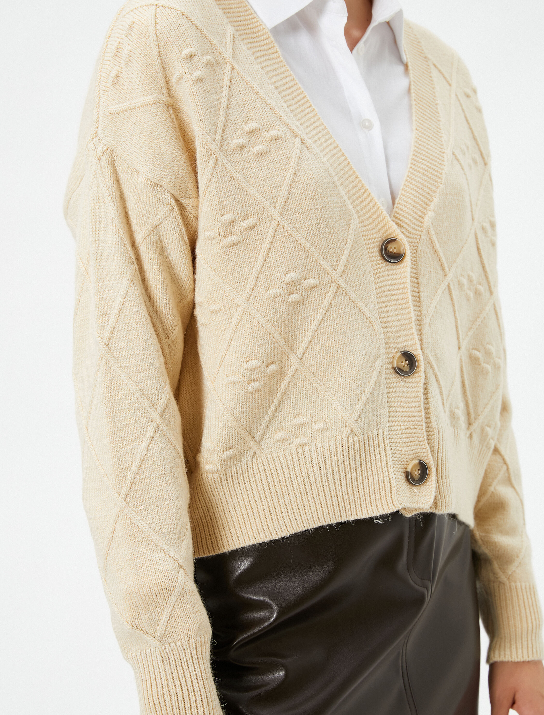   Triko Hırka Düğmeli Dokulu V Yaka Uzun Kollu