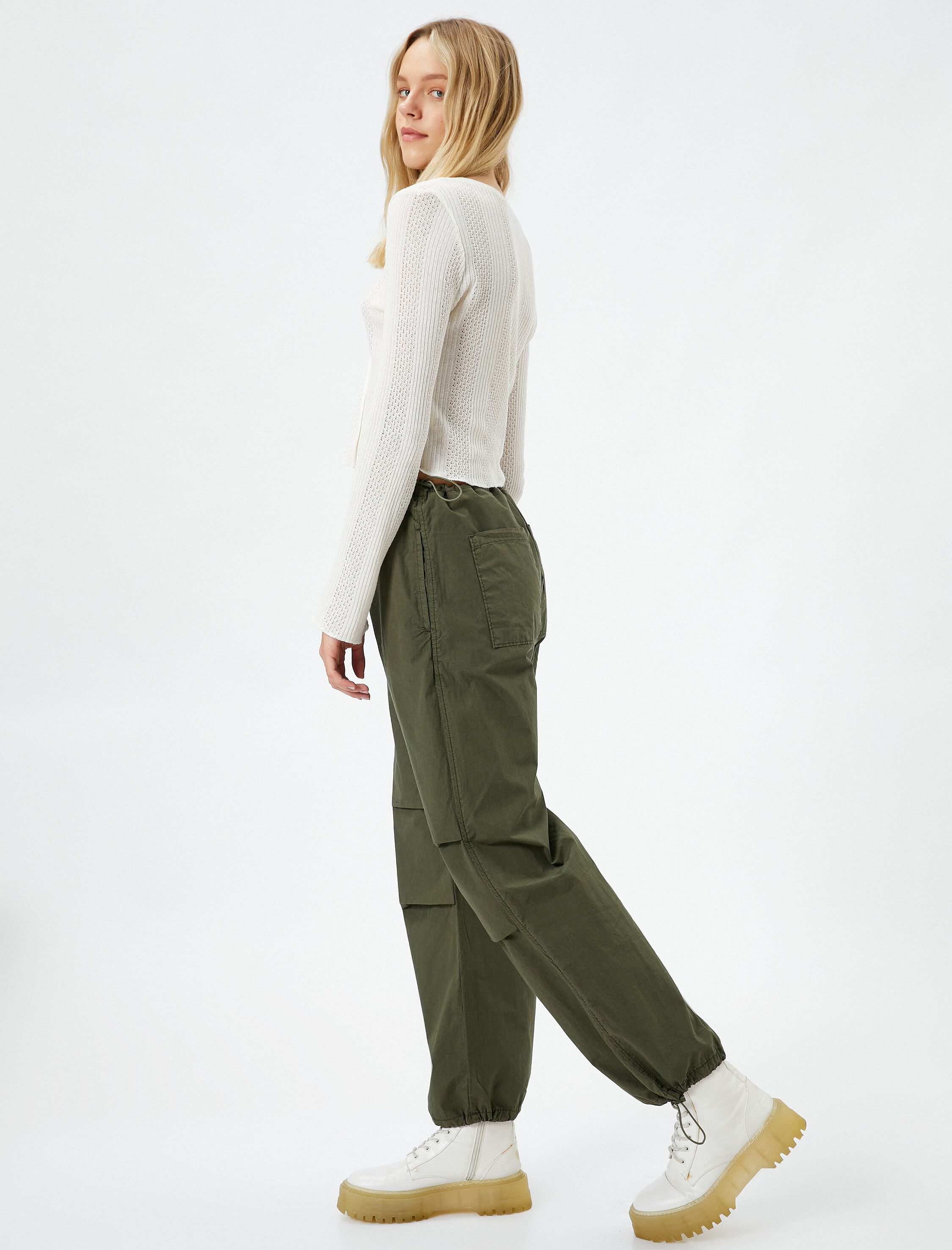   Paraşüt Pantolon Beli ve Paçası Lastikli Stoperli