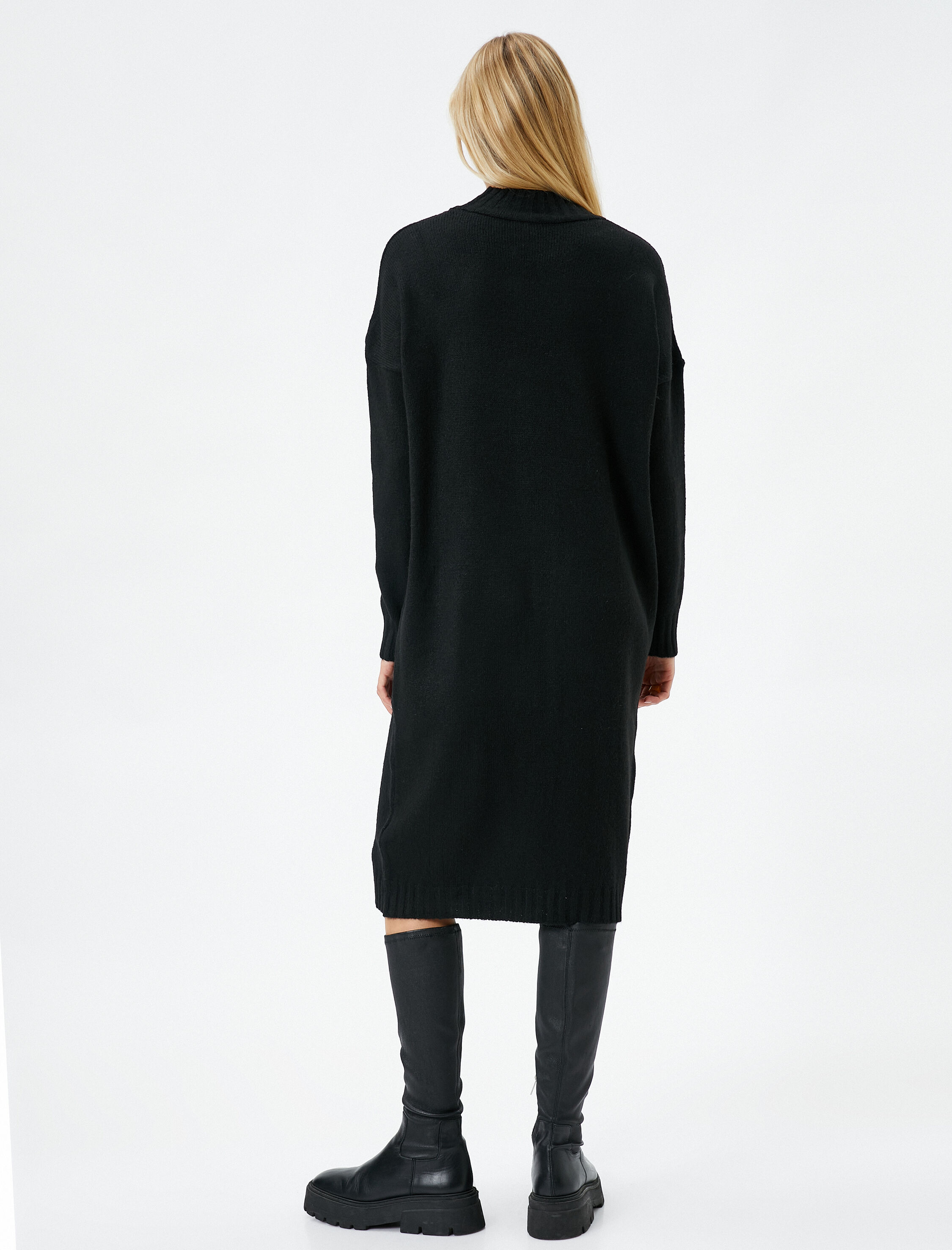   Triko Elbise Dik Yaka Uzun Kollu