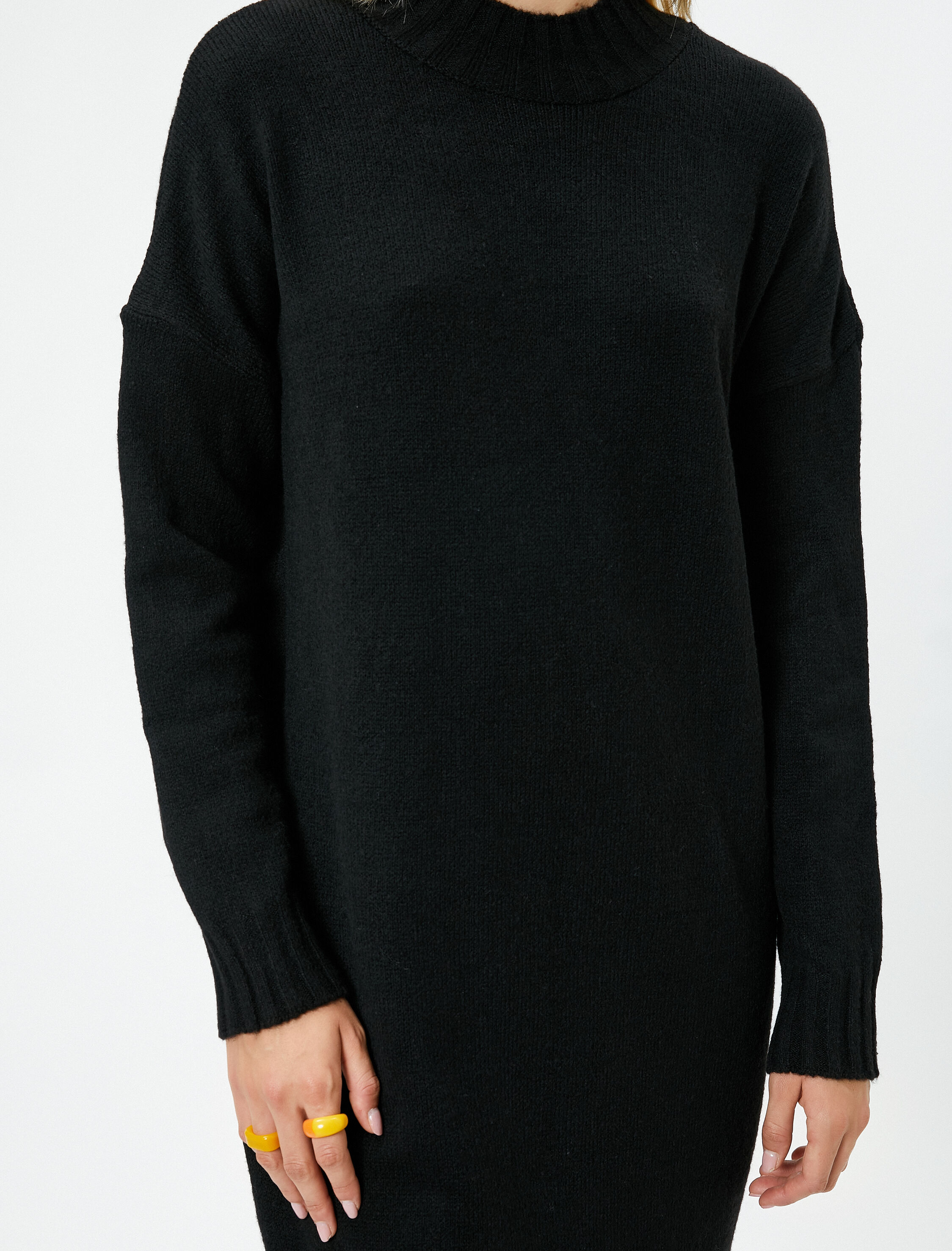   Triko Elbise Dik Yaka Uzun Kollu