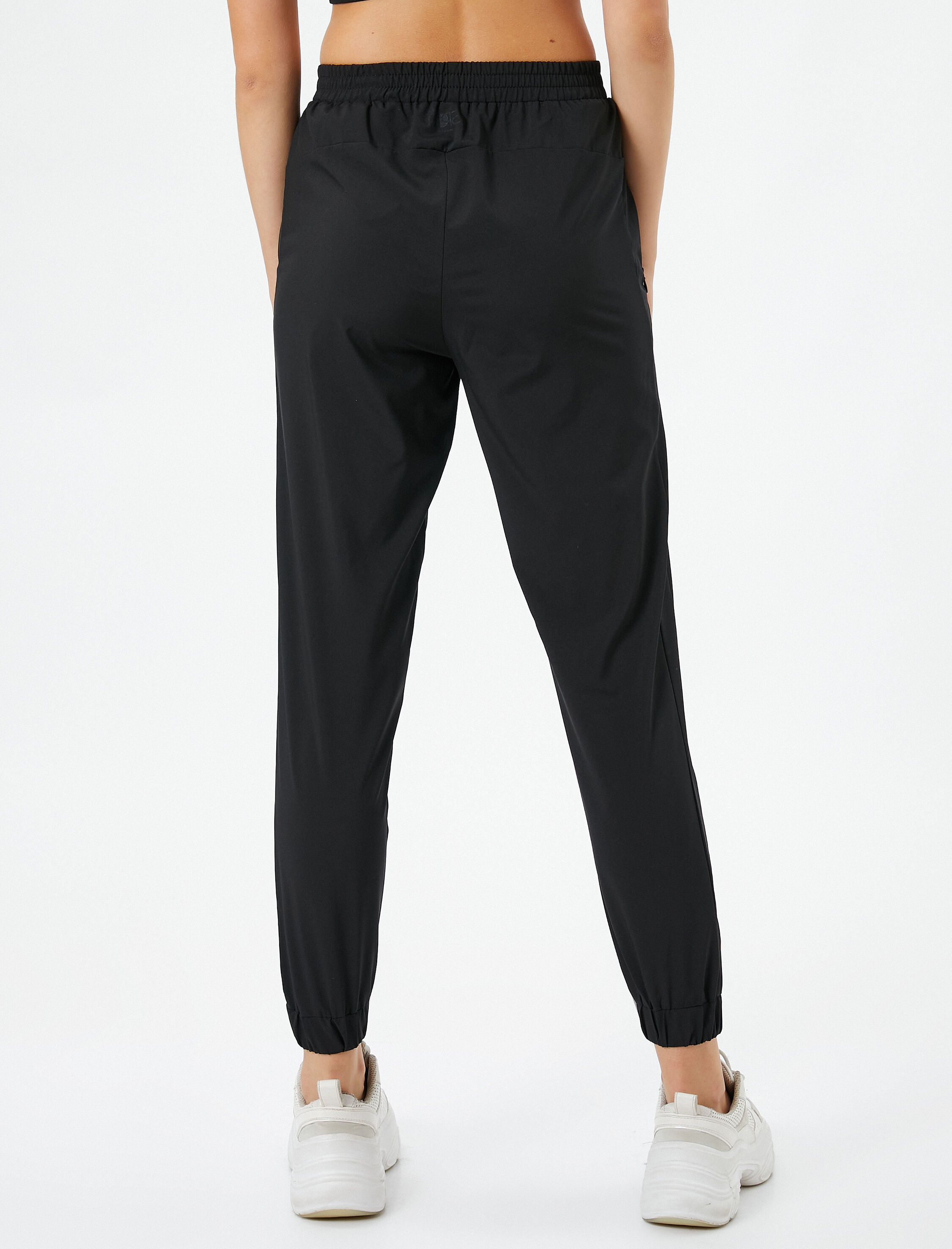   Jogger Eşofman Altı Beli ve Paçası Lastikli Fermuarlı Cepli