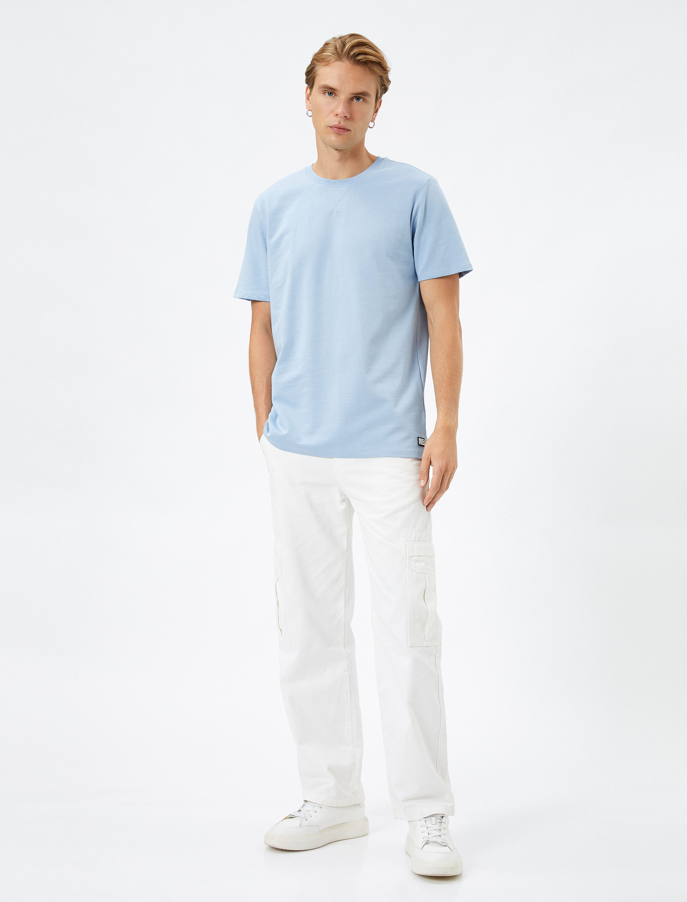 Koton Erkek Basic T-Shirt Bisiklet Yaka Kısa Kollu Dikiş Detaylı Pamuklu