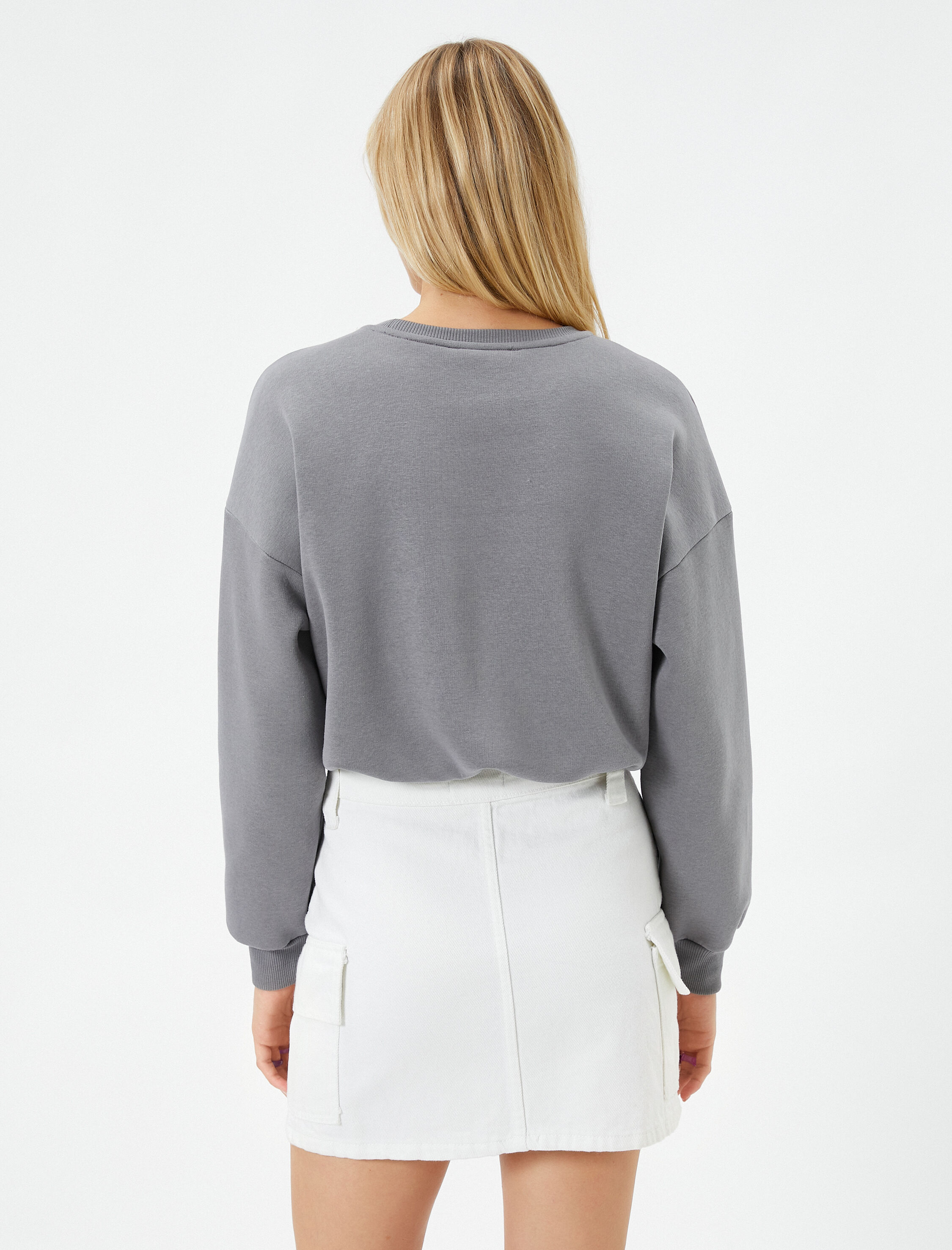   Şardonlu Crop Sweatshirt Baskılı Rahat Kesim Bisiklet Yaka