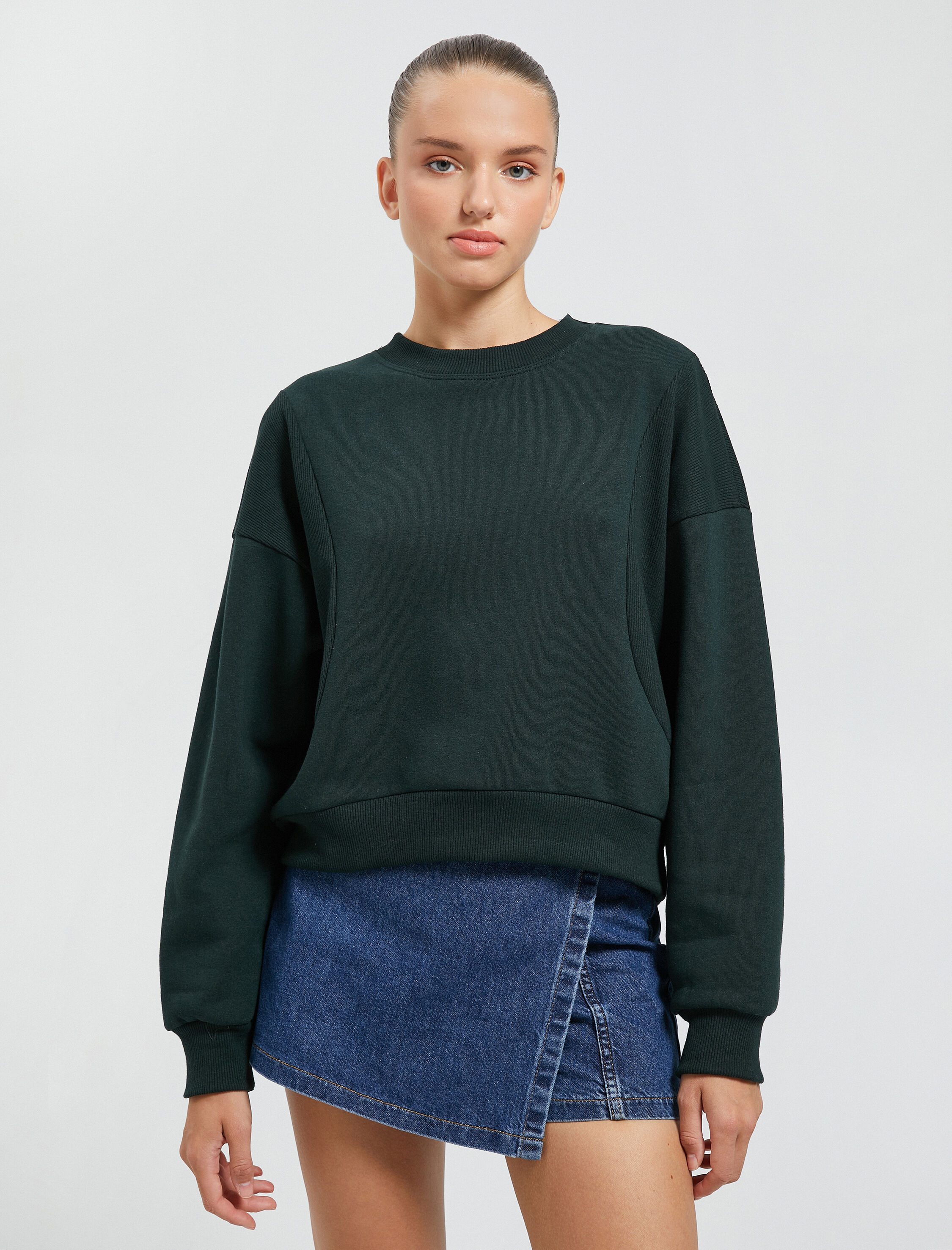   Şardonlu Bisiklet Yaka Sweatshirt Reglan Kollu Ribanalı