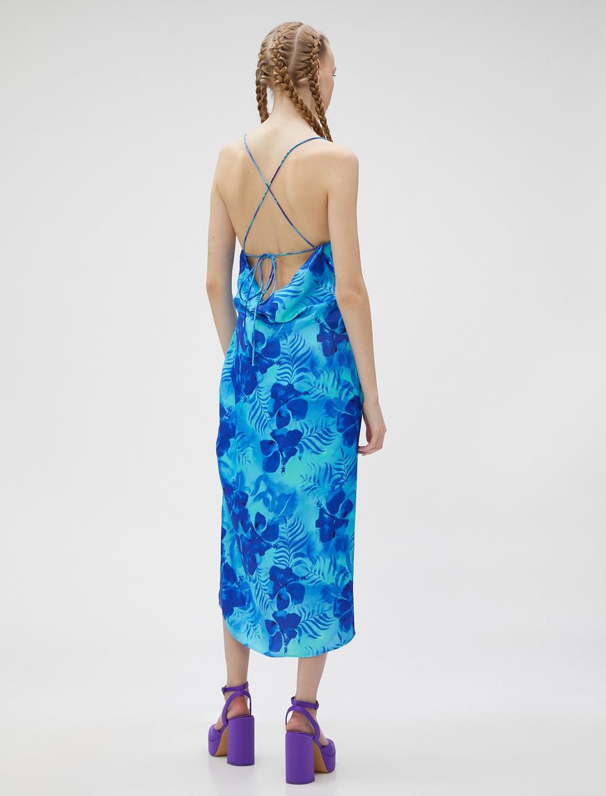   Çiçekli Yırtmaçlı Midi Elbise Arkası Çapraz İnce Askılı Düz Yaka