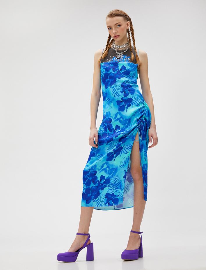  Çiçekli Yırtmaçlı Midi Elbise Arkası Çapraz İnce Askılı Düz Yaka