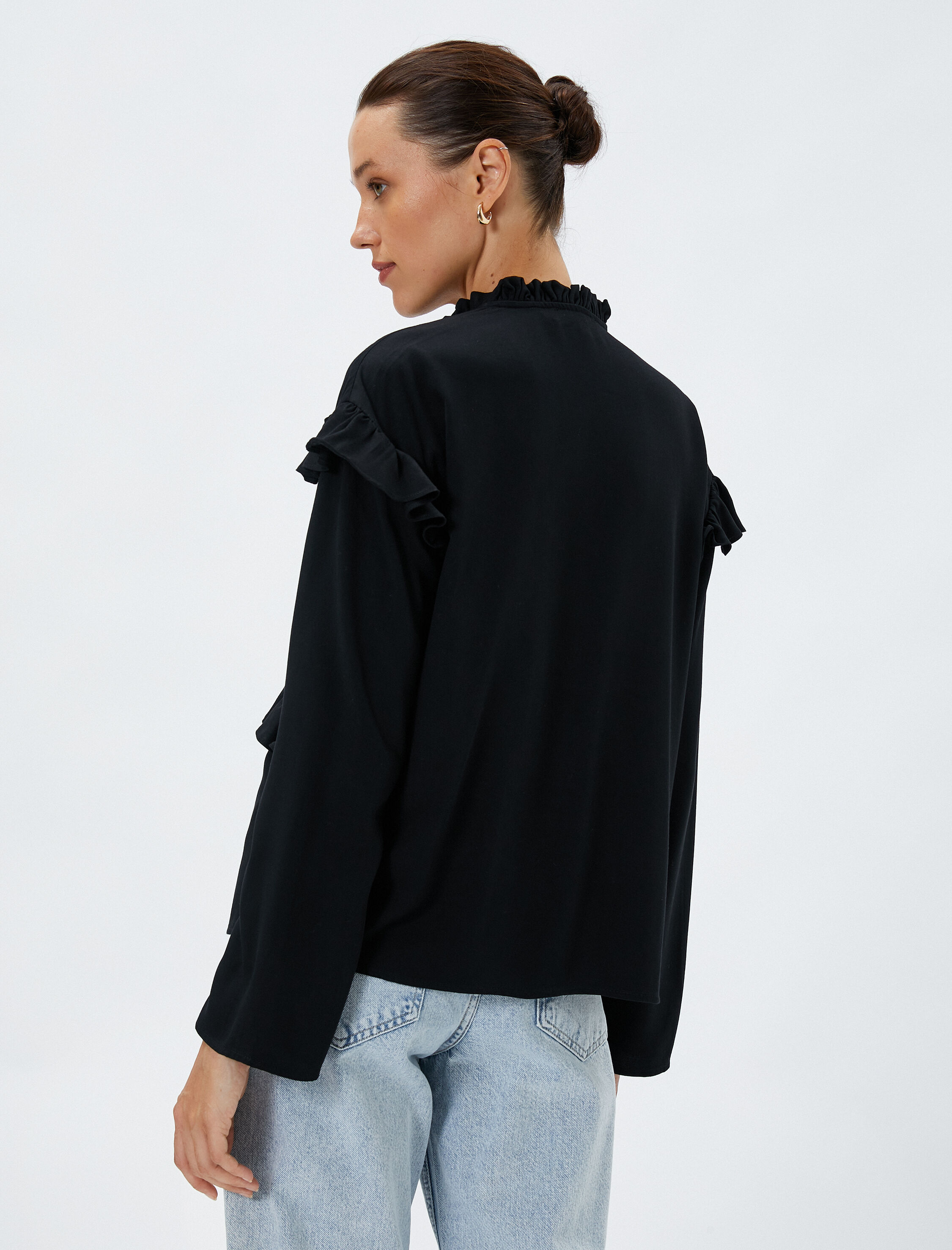   Uzun Kollu Bluz Fırfırlı V Yaka Bağlama Detaylı Pamuklu