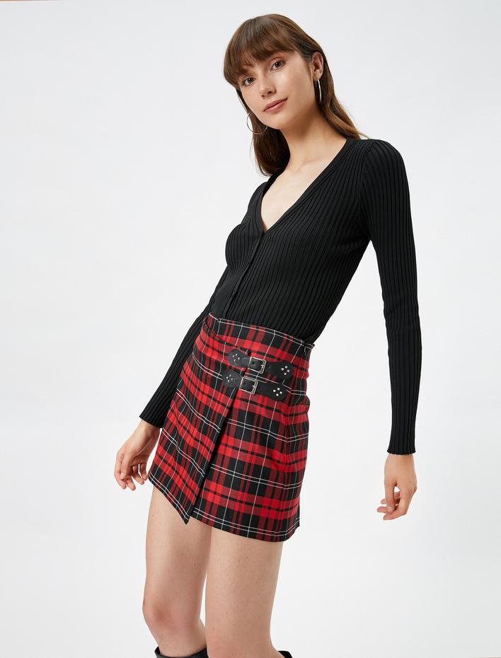  Toka Detaylı Mini Şort Etek