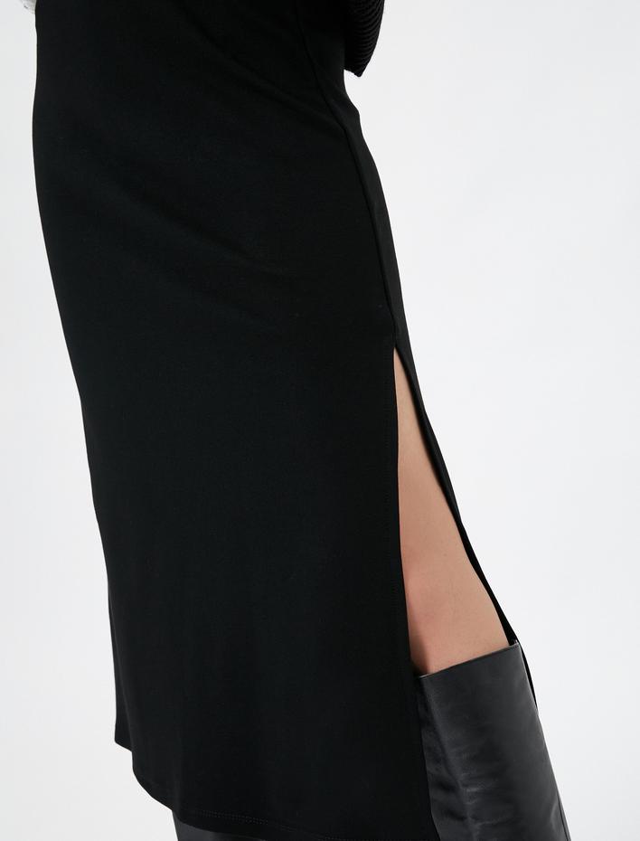  Midi Triko Etek Yırtmaç Detaylı Viskon Karışımlı