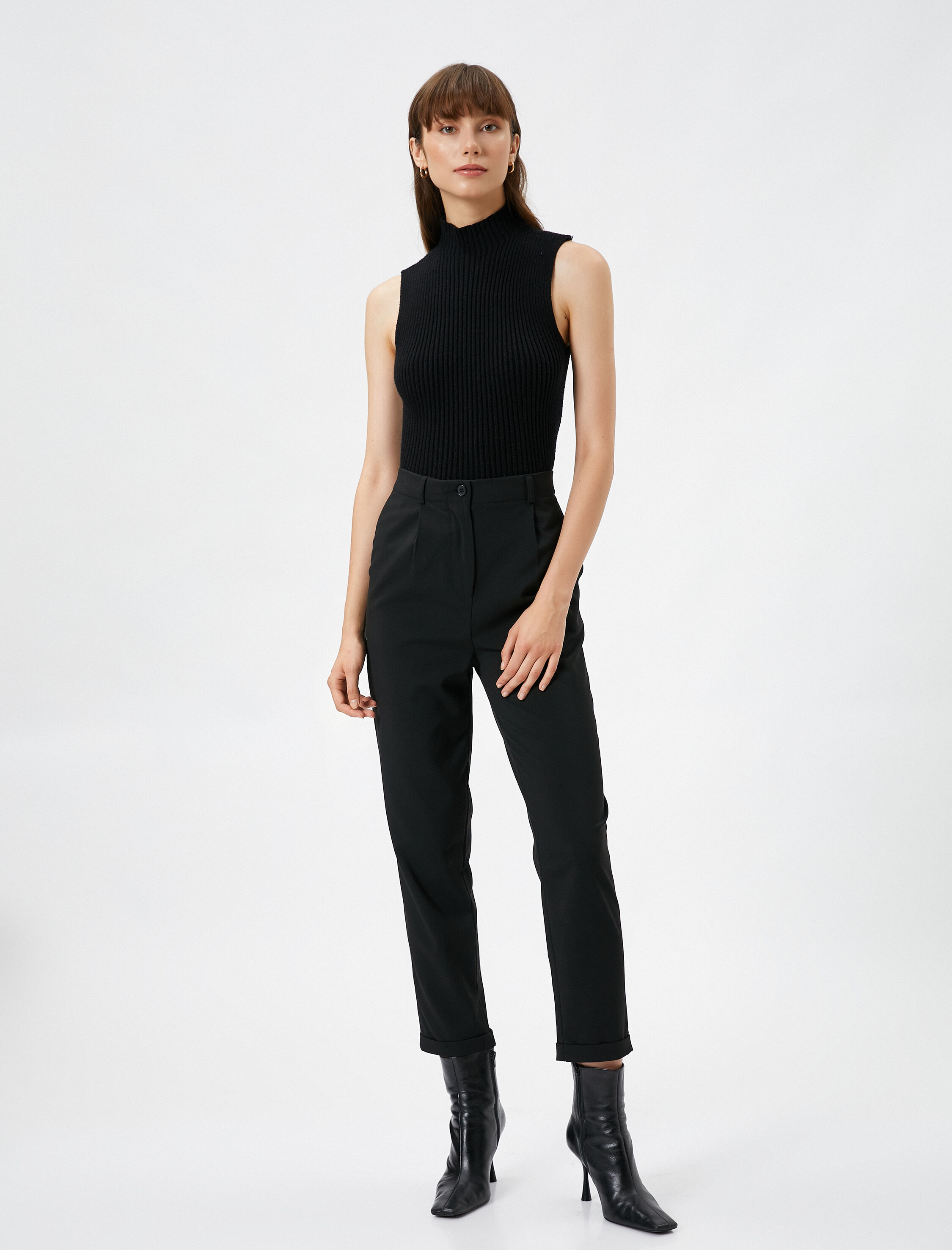   Kumaş Pantolon Yüksek Bel Pile Detaylı Cepli Düğmeli