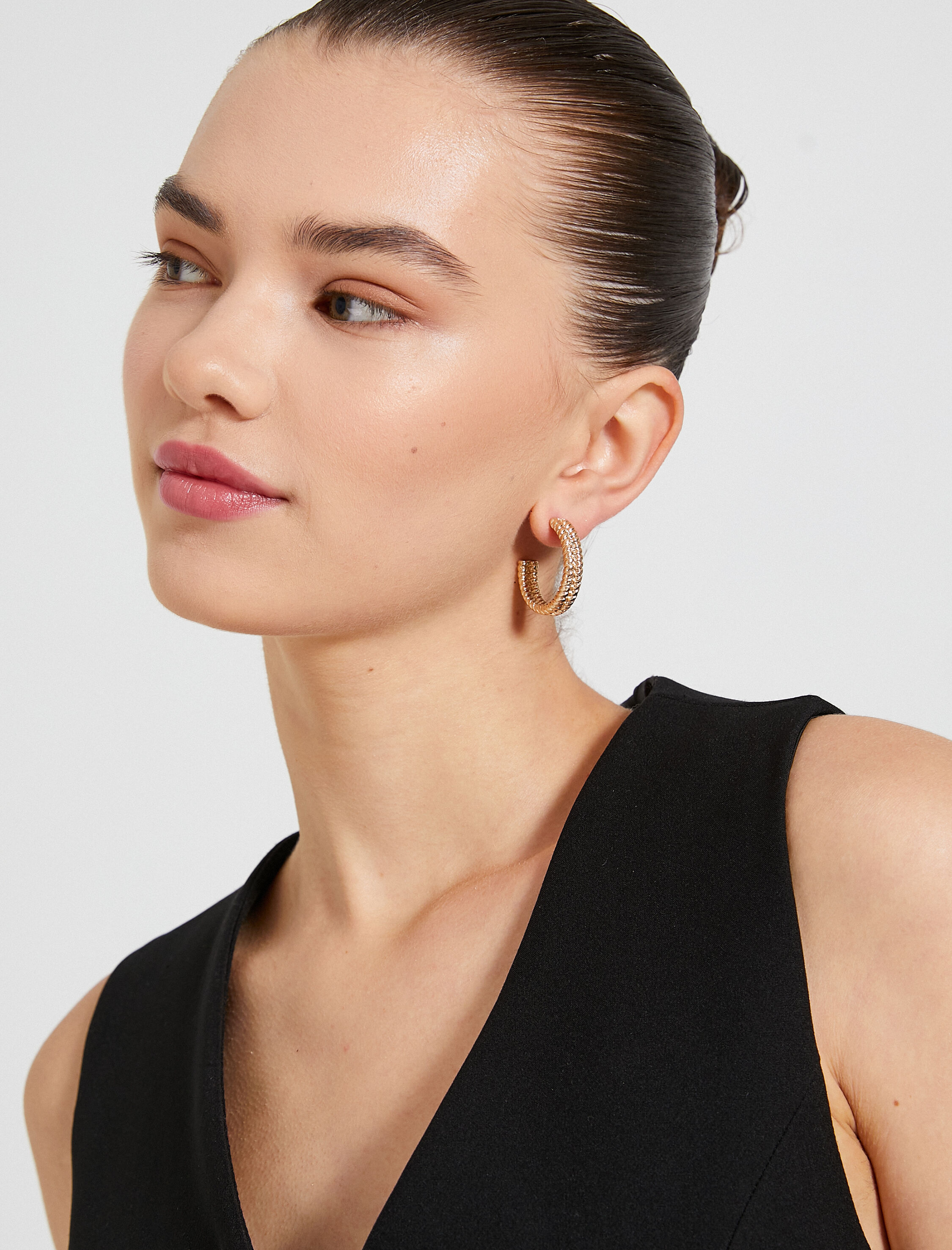  Kadın Halka Küpe Burgu Detaylı