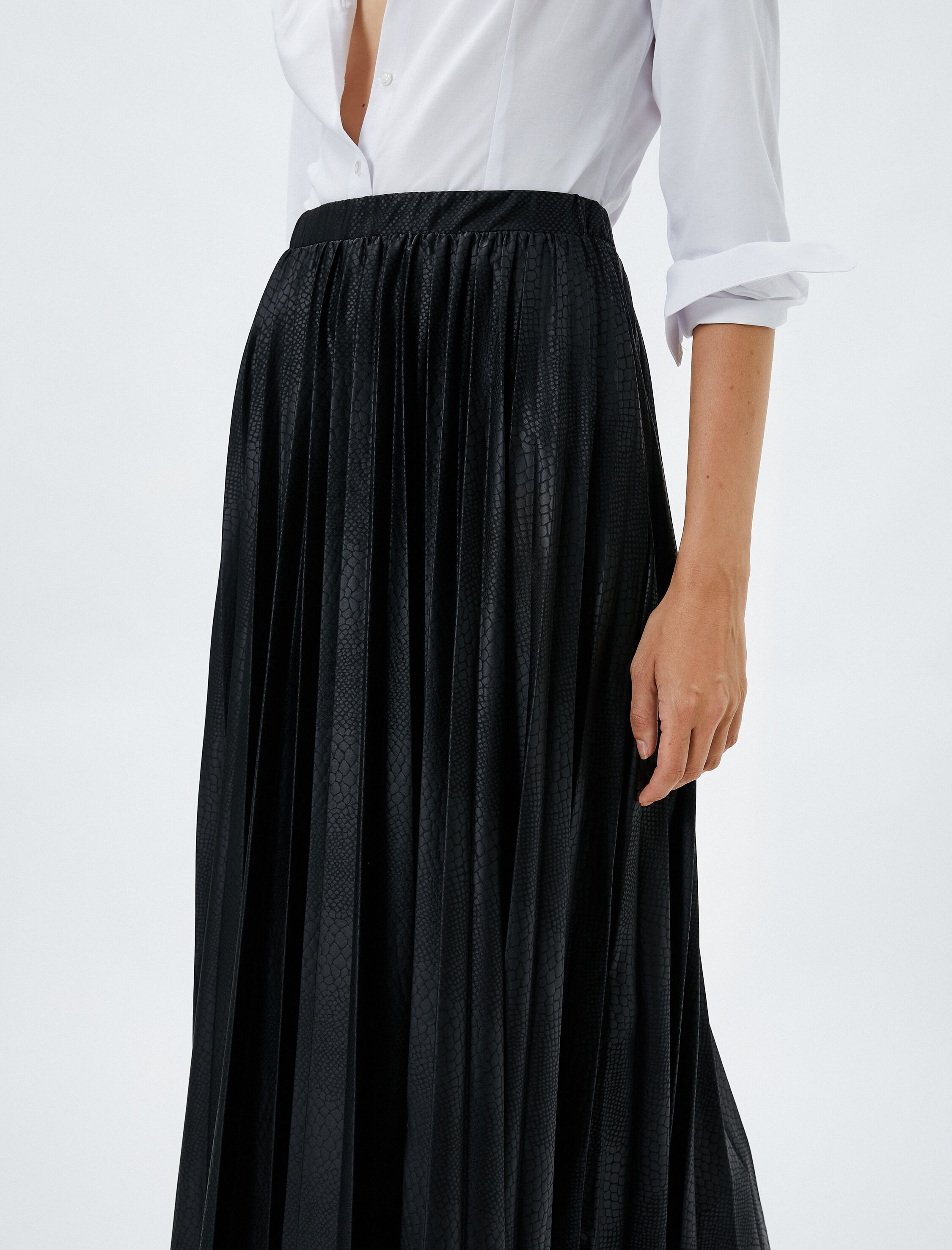 Midi Pileli Etek Yılan Derisi Görünümlü A Kesim