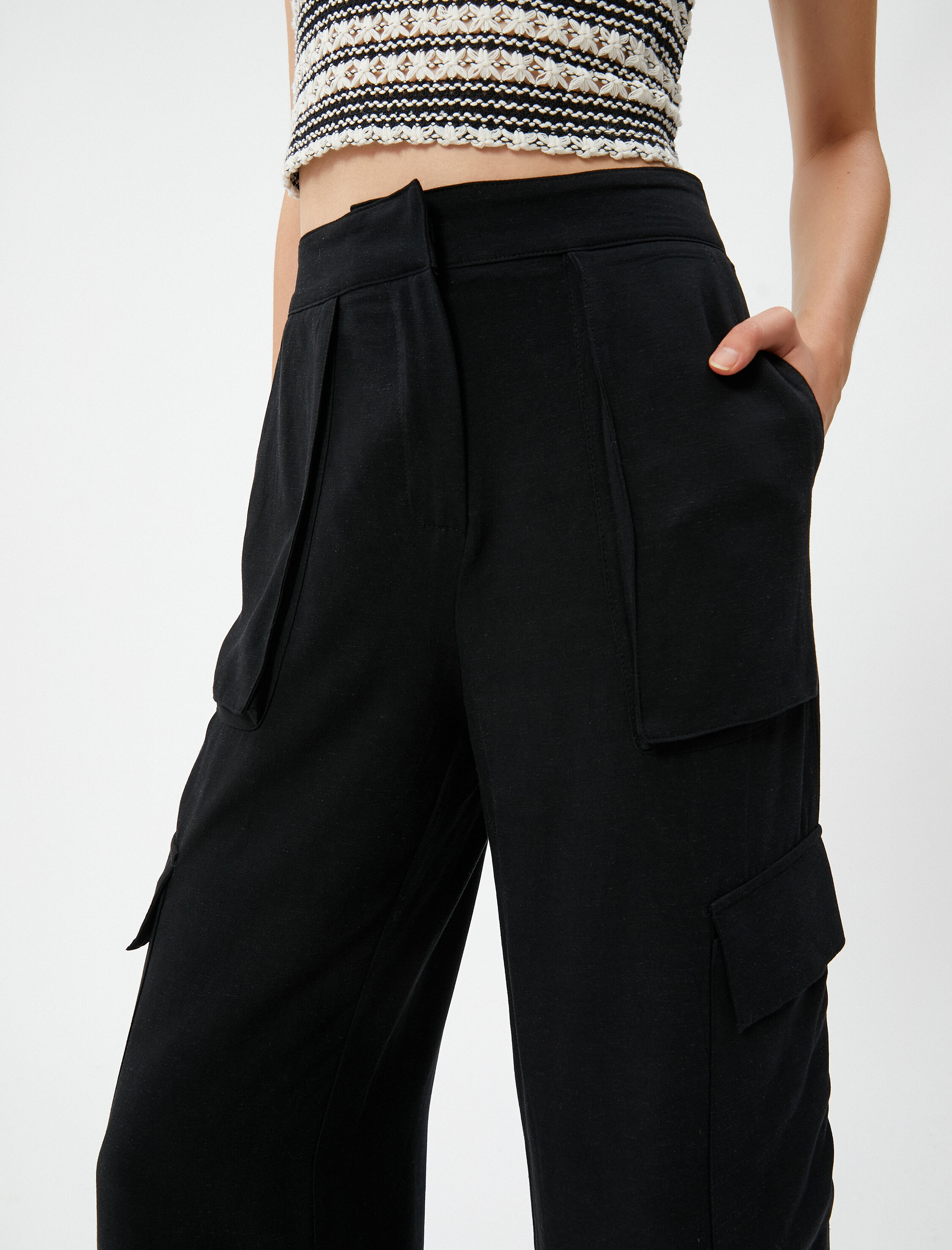   Melis Ağazat X Koton - Bol Paça Cepli Kargo Pantolon