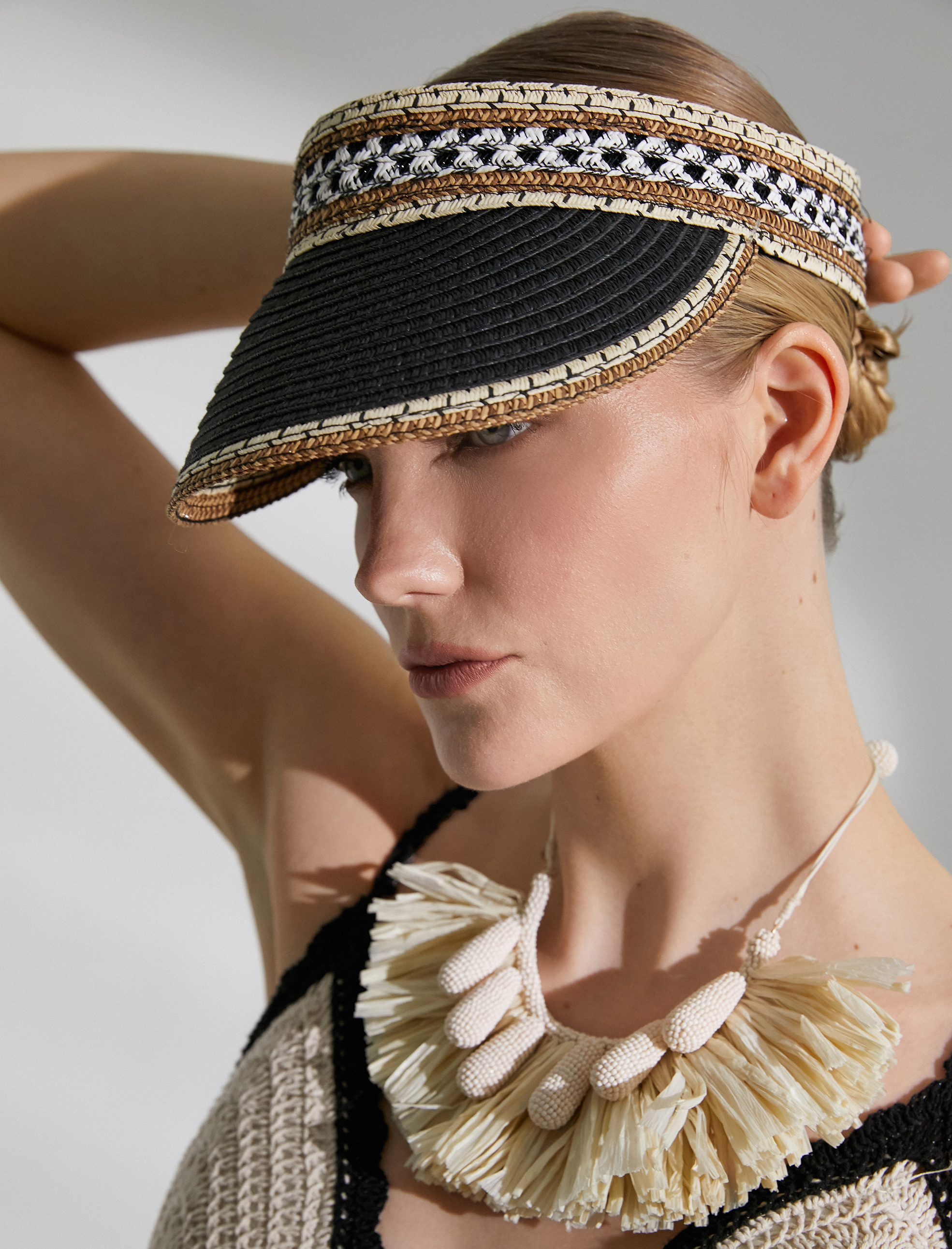  Kadın Hasır Şapka Vizör İşleme Detaylı