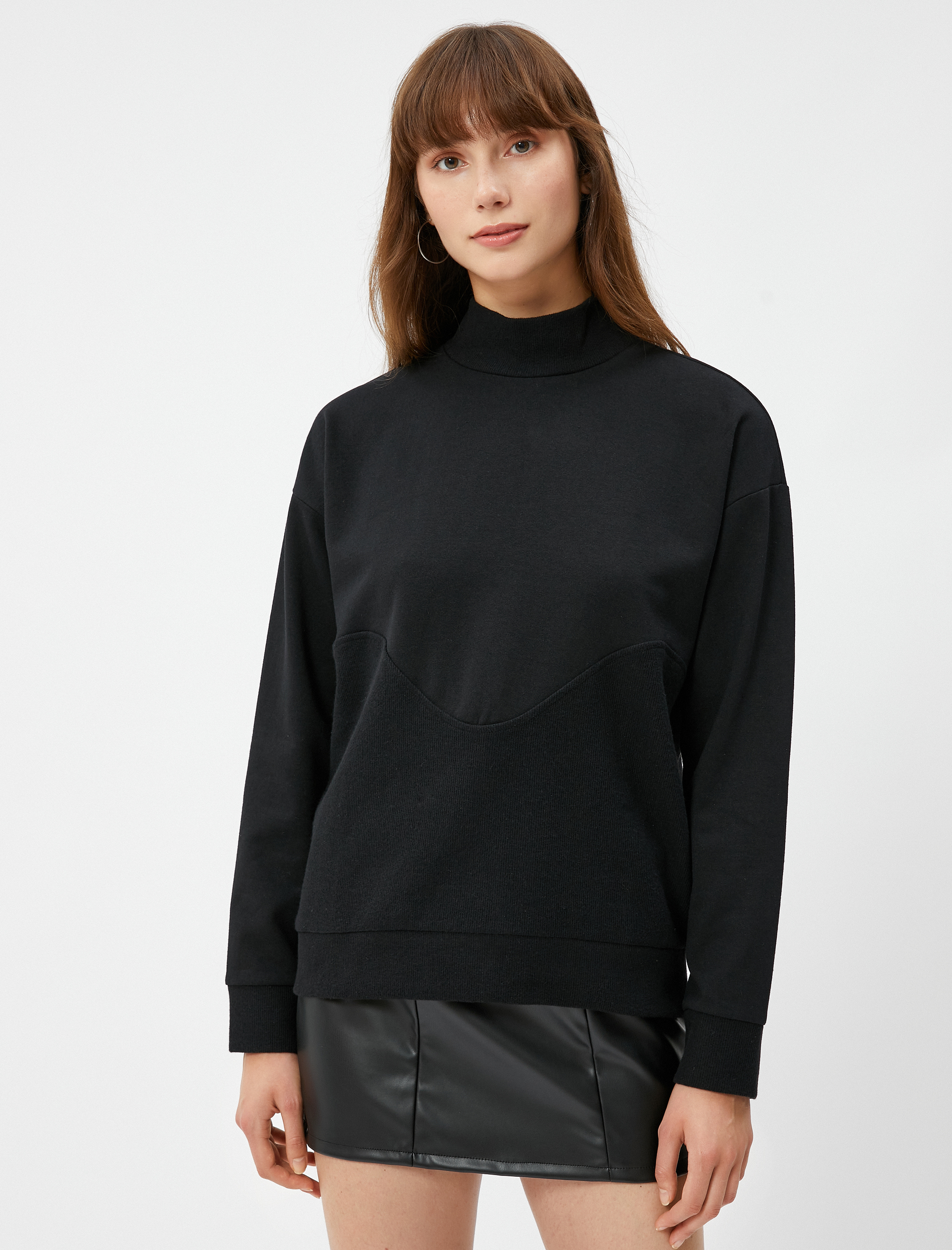   Dik Yaka Sweatshirt Dokulu Uzun Kollu