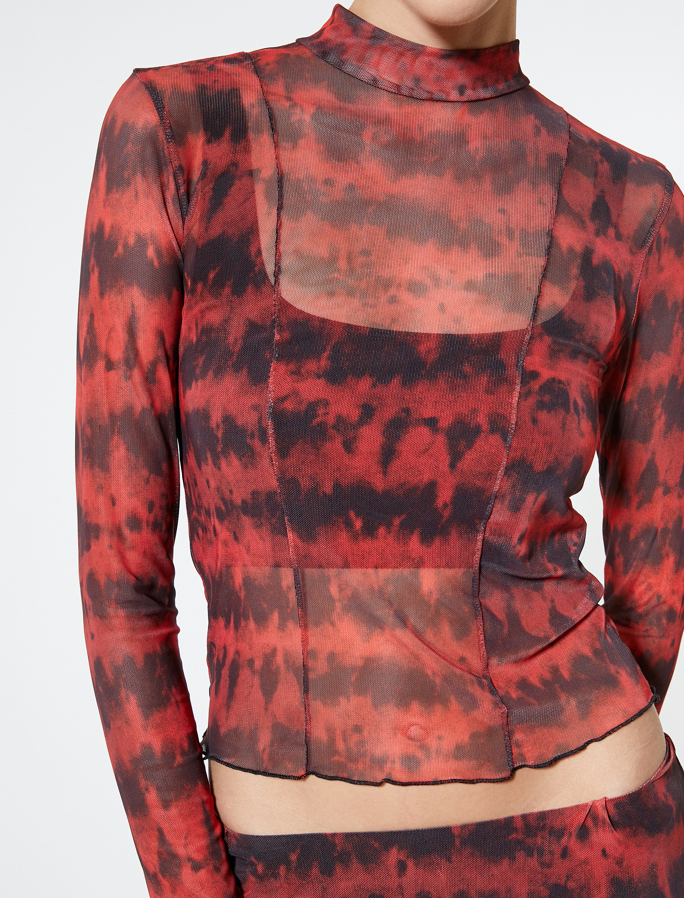   Uzun Kollu Tül Batik Desenli Tişört