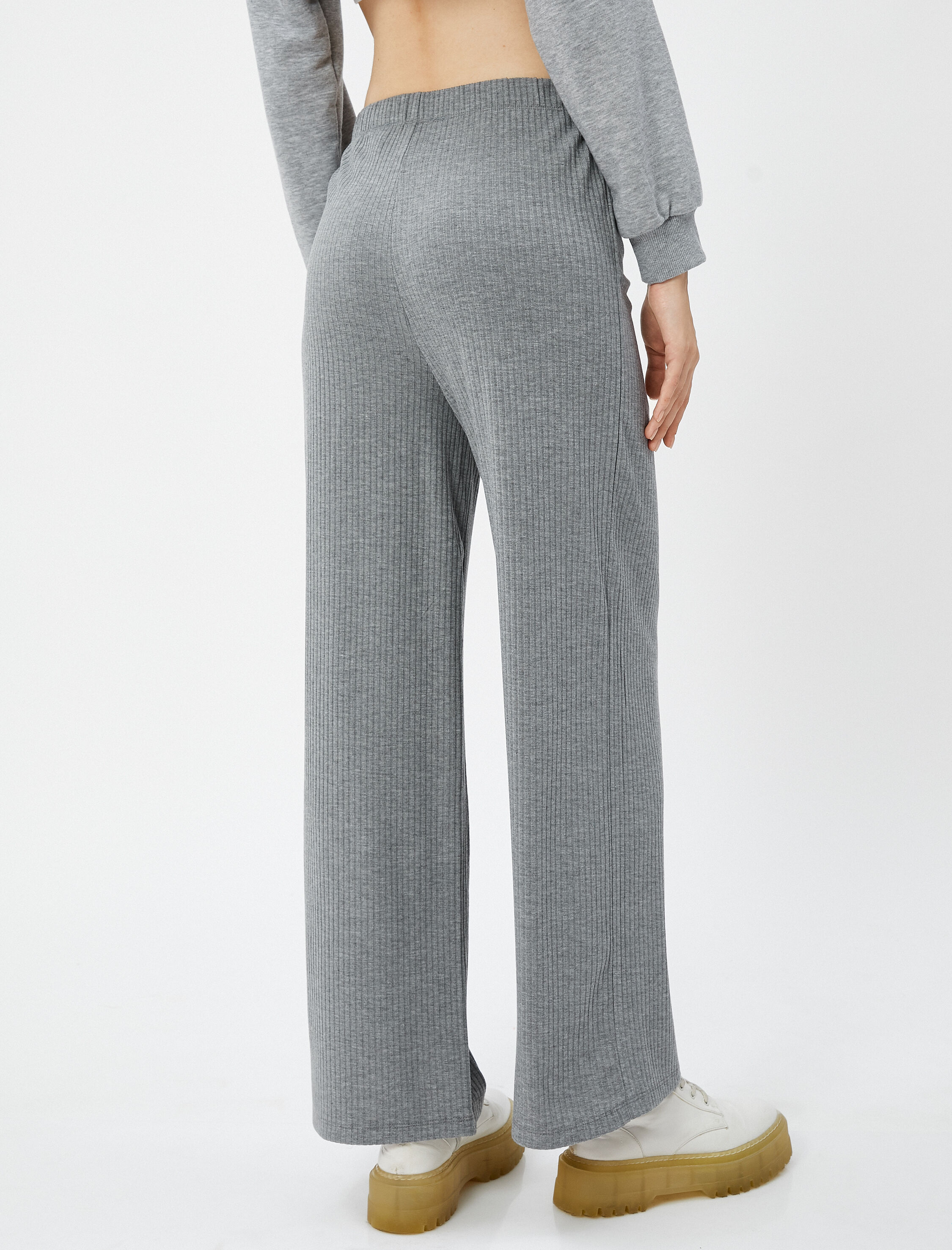   Bol Paça Pantolon Rahat Kesim Beli Lastikli Kaşkorse