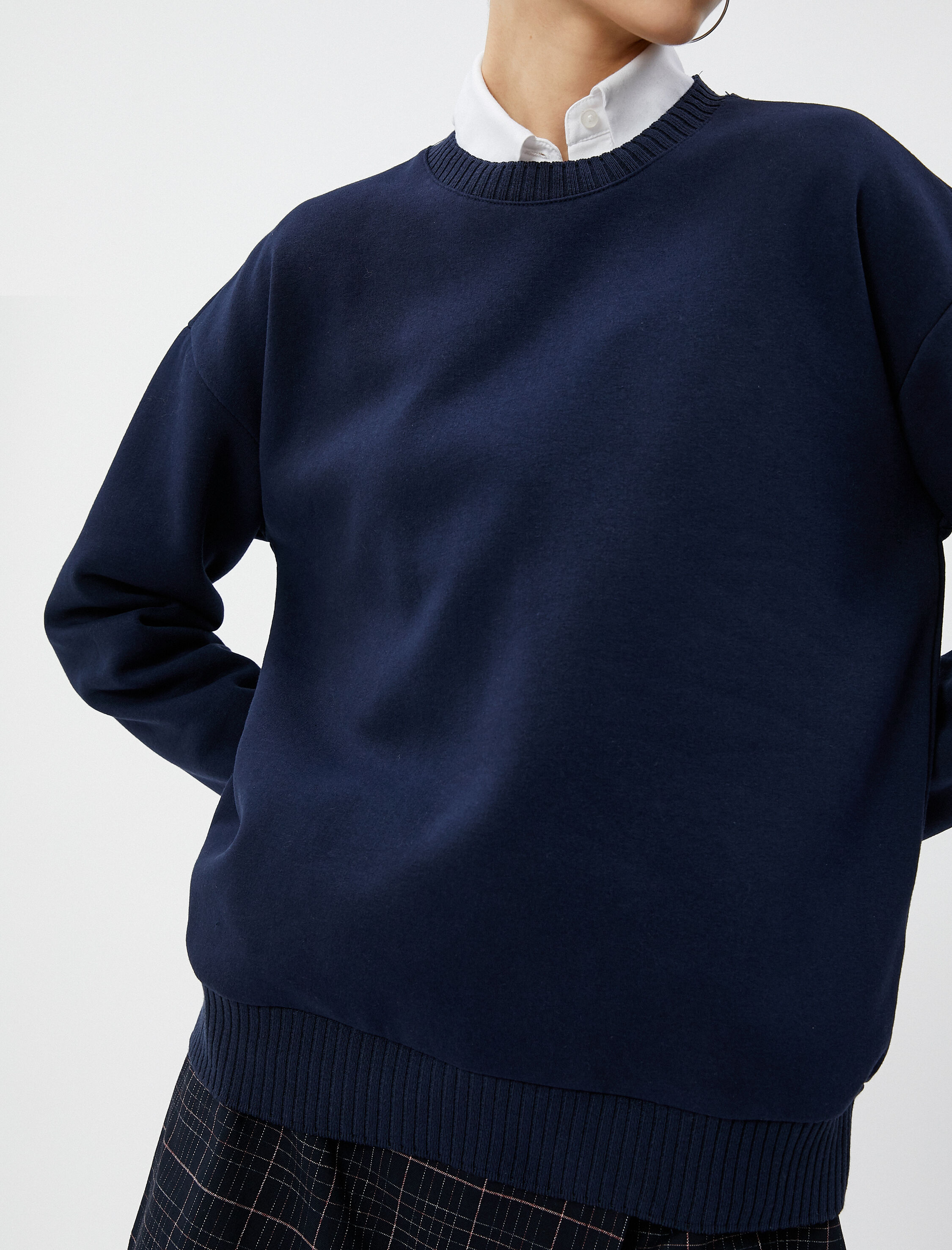   Şardonlu Basic Sweatshirt Bisiklet Yaka Uzun Kollu