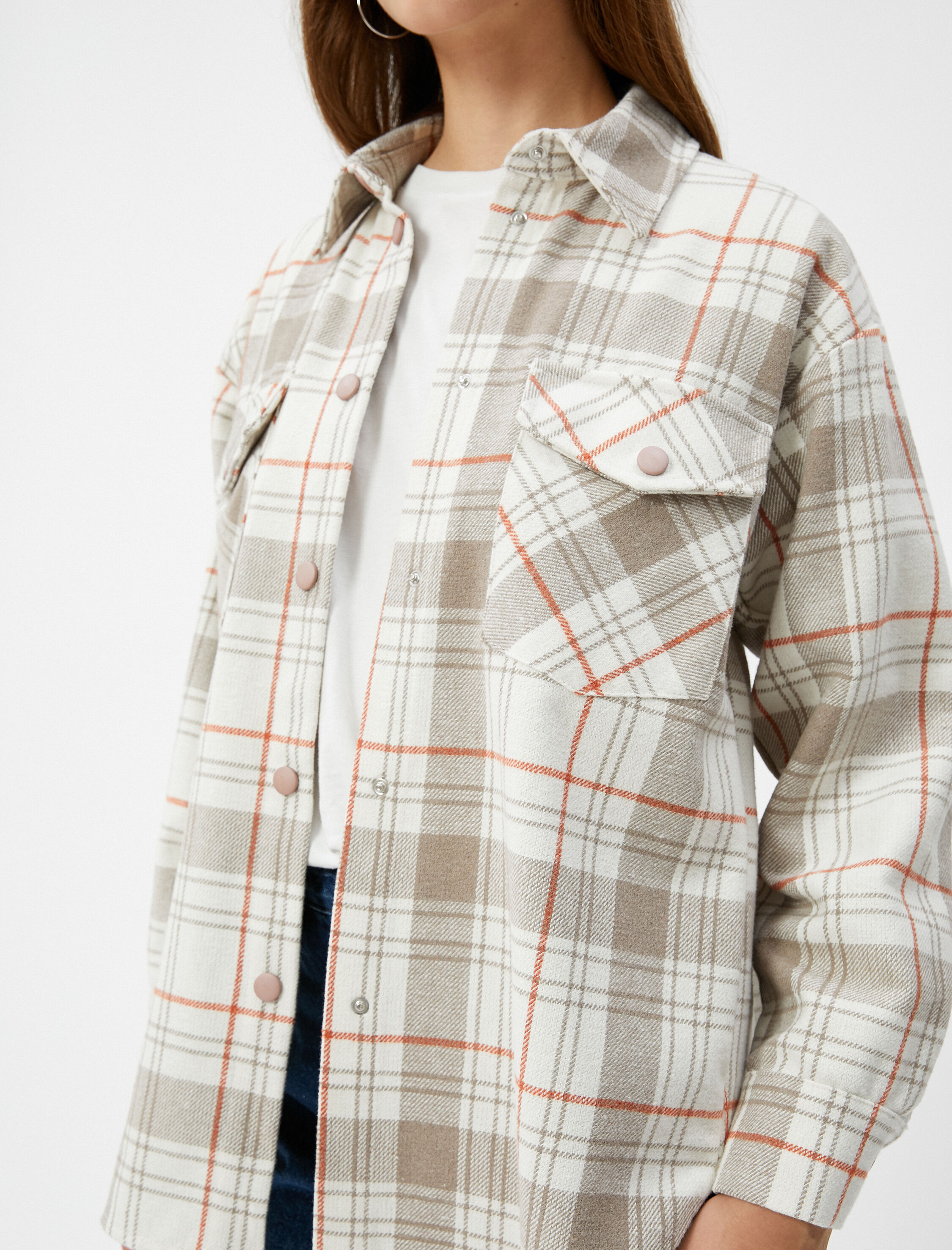   Uzun Kollu Gömlek Kapaklı Cepli Çıtçıt Kapama