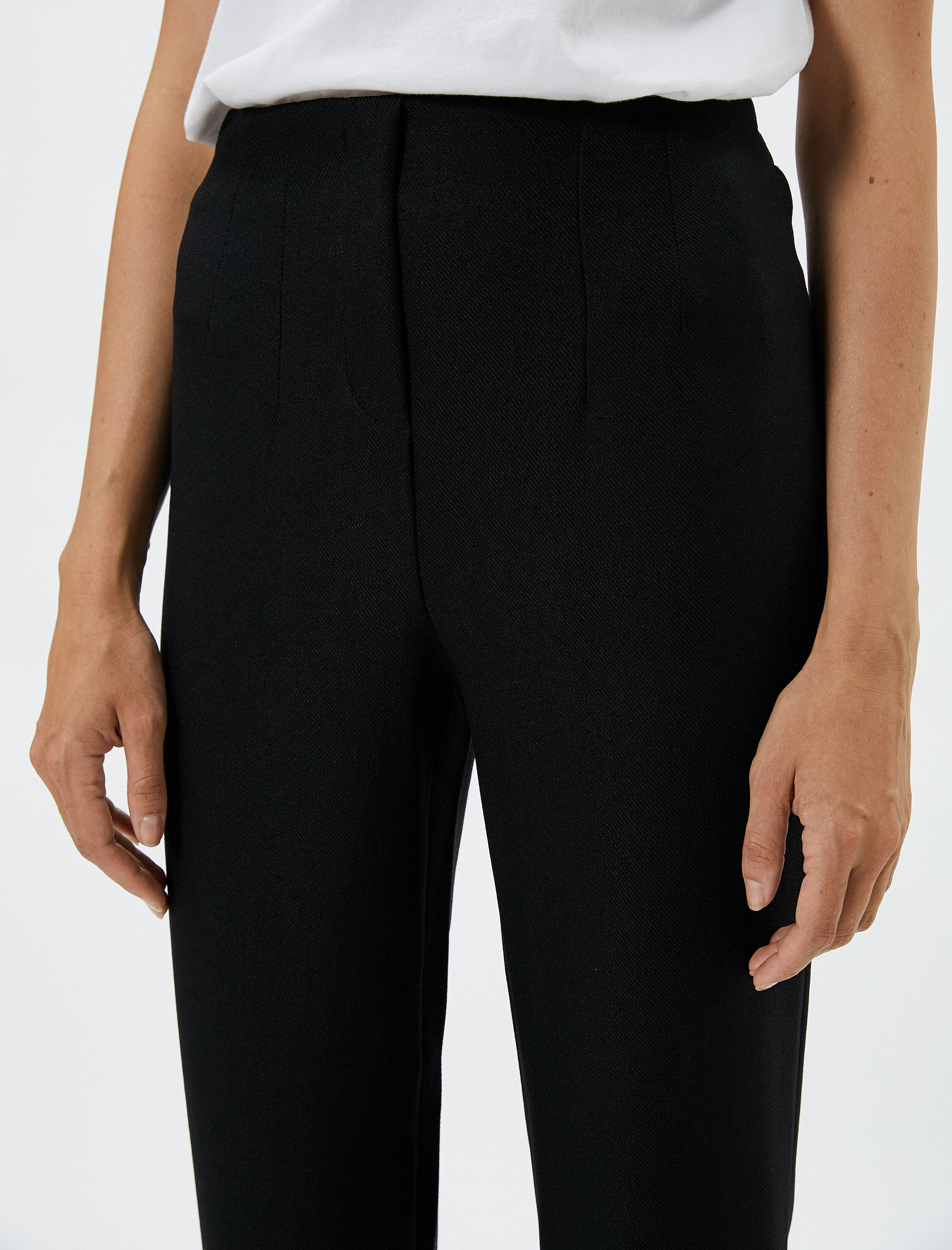   Düz Paça Kumaş Pantolon Yüksek Bel