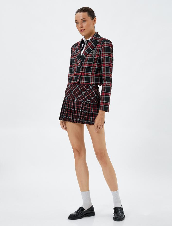  Crop Blazer Vatkalı Ceket Kruvaze Yaka Düğmeli Broş Detaylı