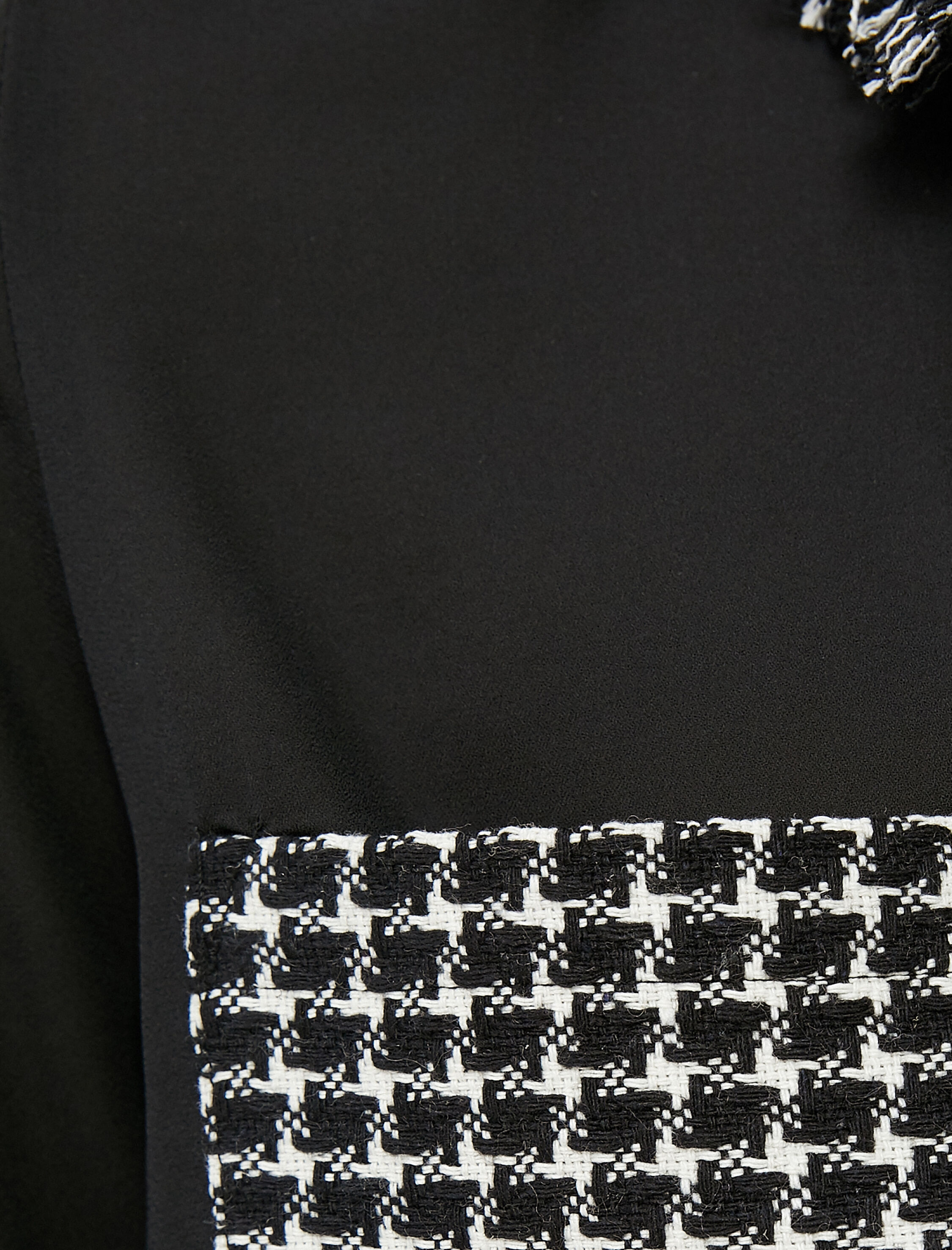   Şifon Gömlek Kazayağı Desenli Tüvit Cep Detaylı Uzun Kollu Düğmeli