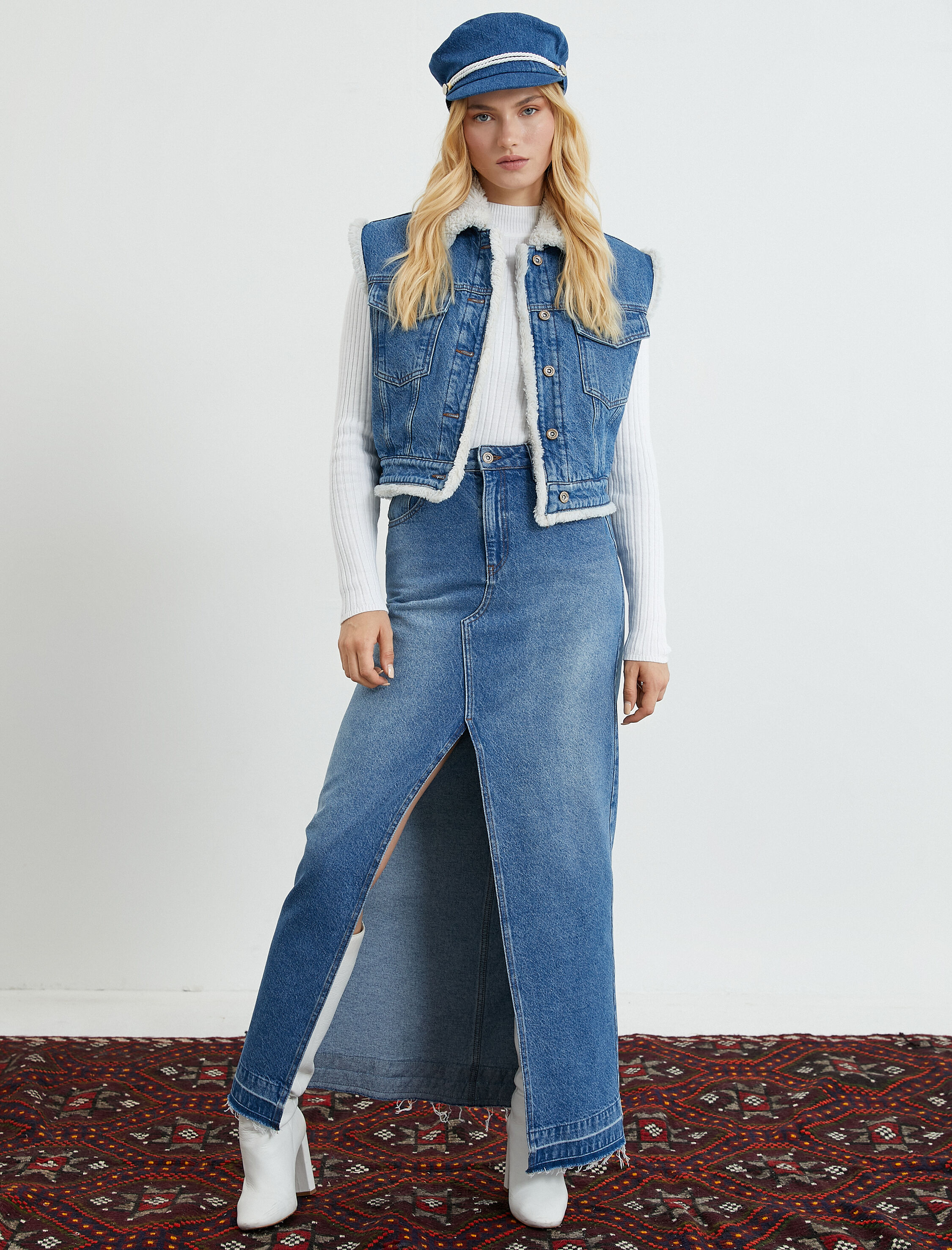   Kot Yelek İçi Peluş Detaylı Cepli Metal Düğmeli