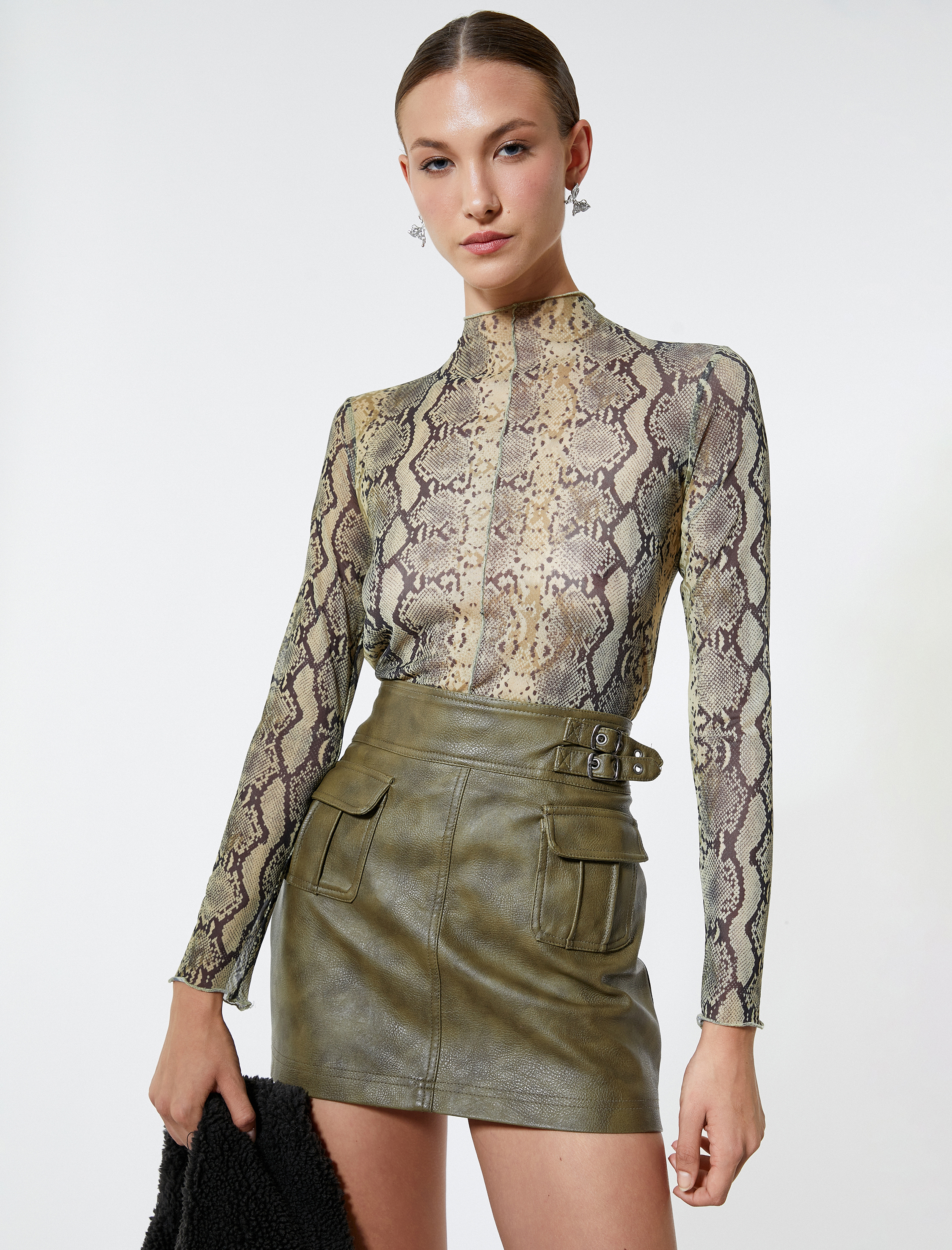   Suni Deri Etek Mini Kemer Detaylı Kargo Cepli