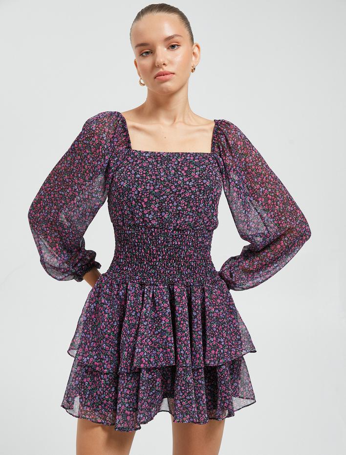  Çiçekli Mini Elbise Uzun Tül Kollu Astarlı Kare Yaka Katlı