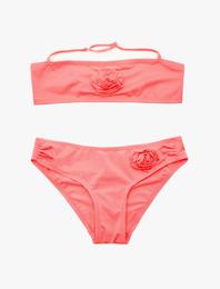 Bikini Takımı Boyundan Ayarlanabilir İnce Askılı Çiçek Aplike Detaylı