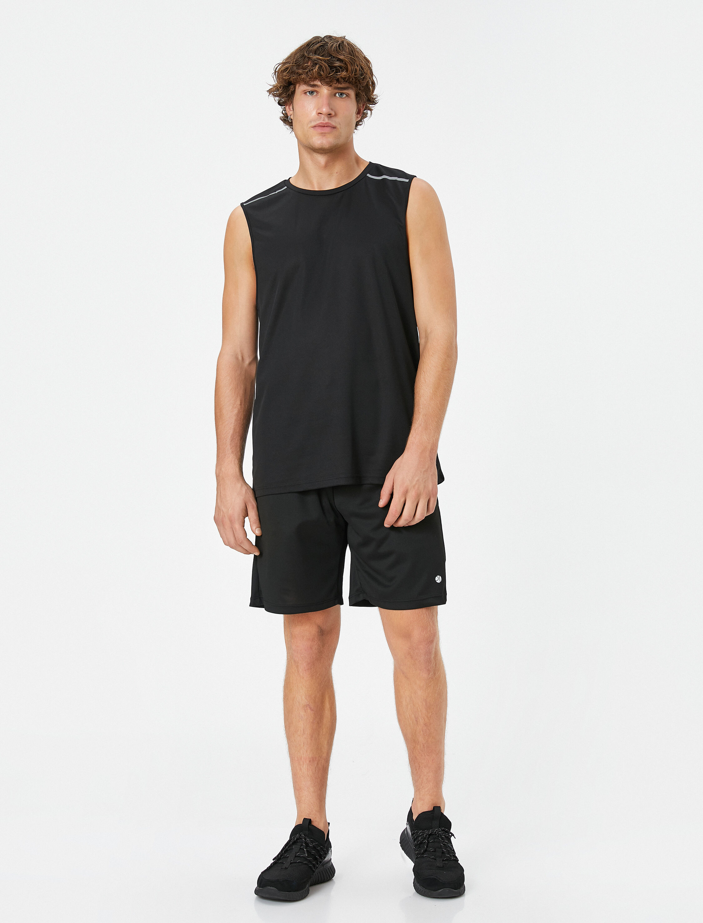   Kolsuz Tişört Spor Reflektör Detaylı Bisiklet Yaka