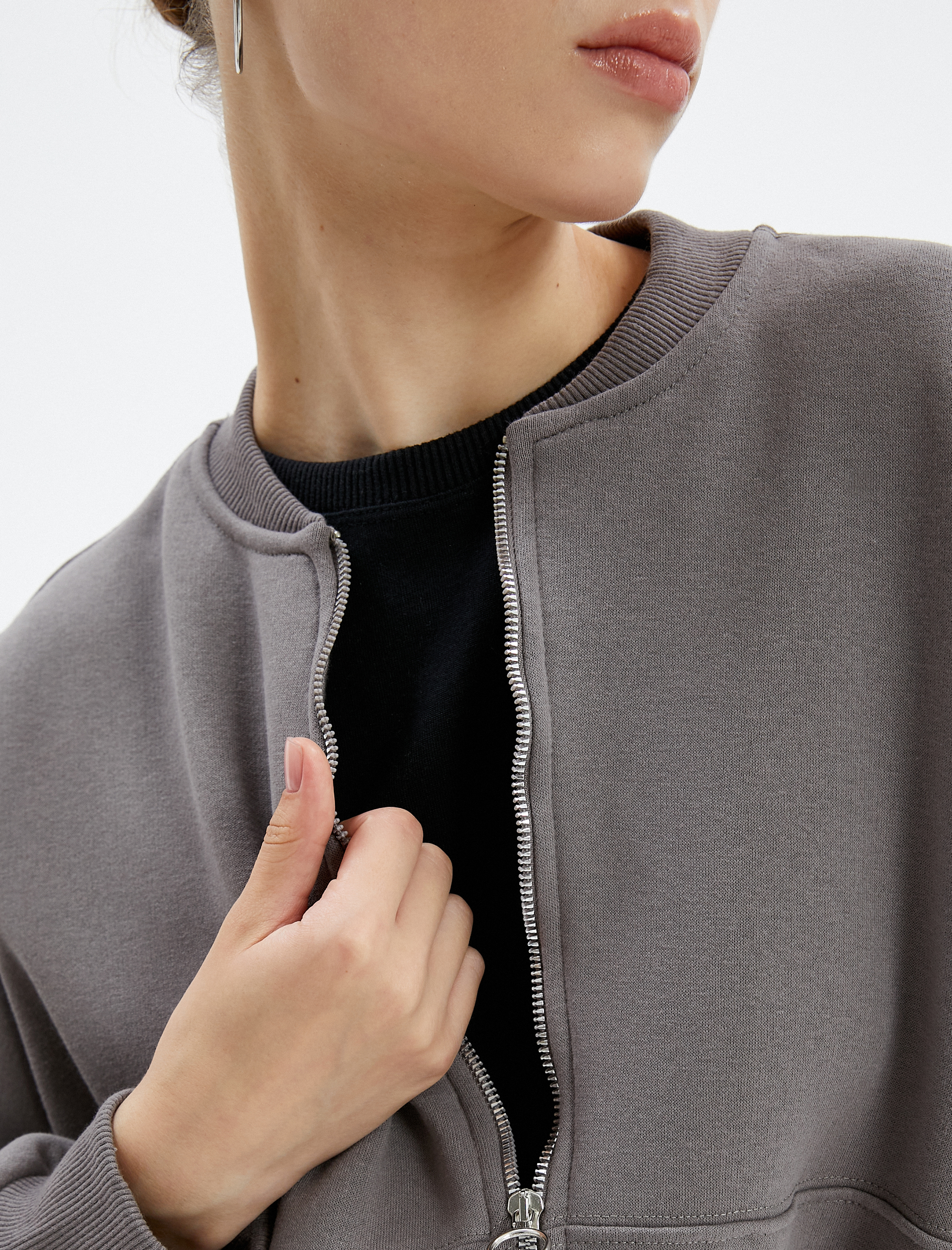   Şardonlu Fermuarlı Sweatshirt Yuvarlak Yaka Dökümlü Uzun Kol Rahat Kesim