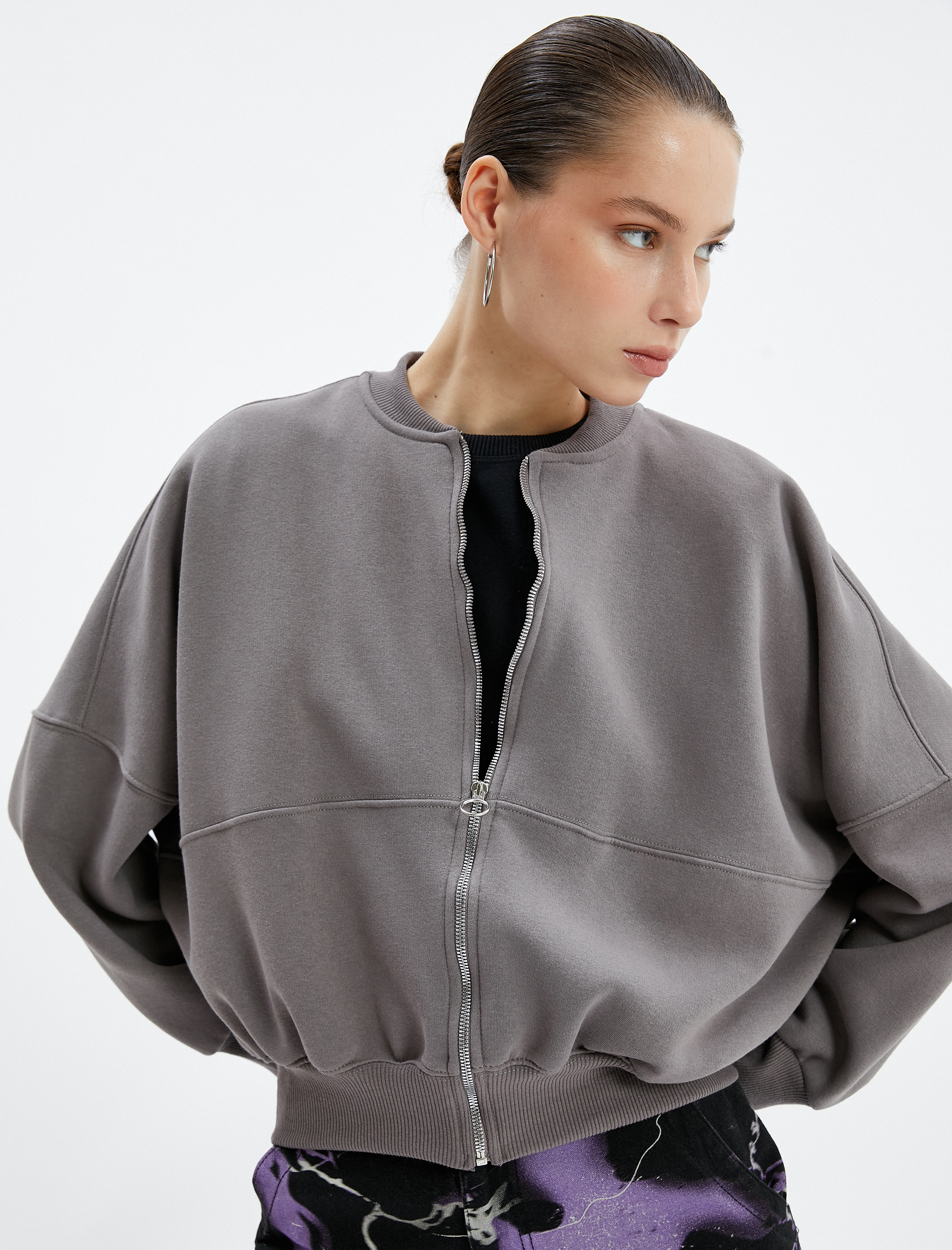   Şardonlu Fermuarlı Sweatshirt Yuvarlak Yaka Dökümlü Uzun Kol Rahat Kesim