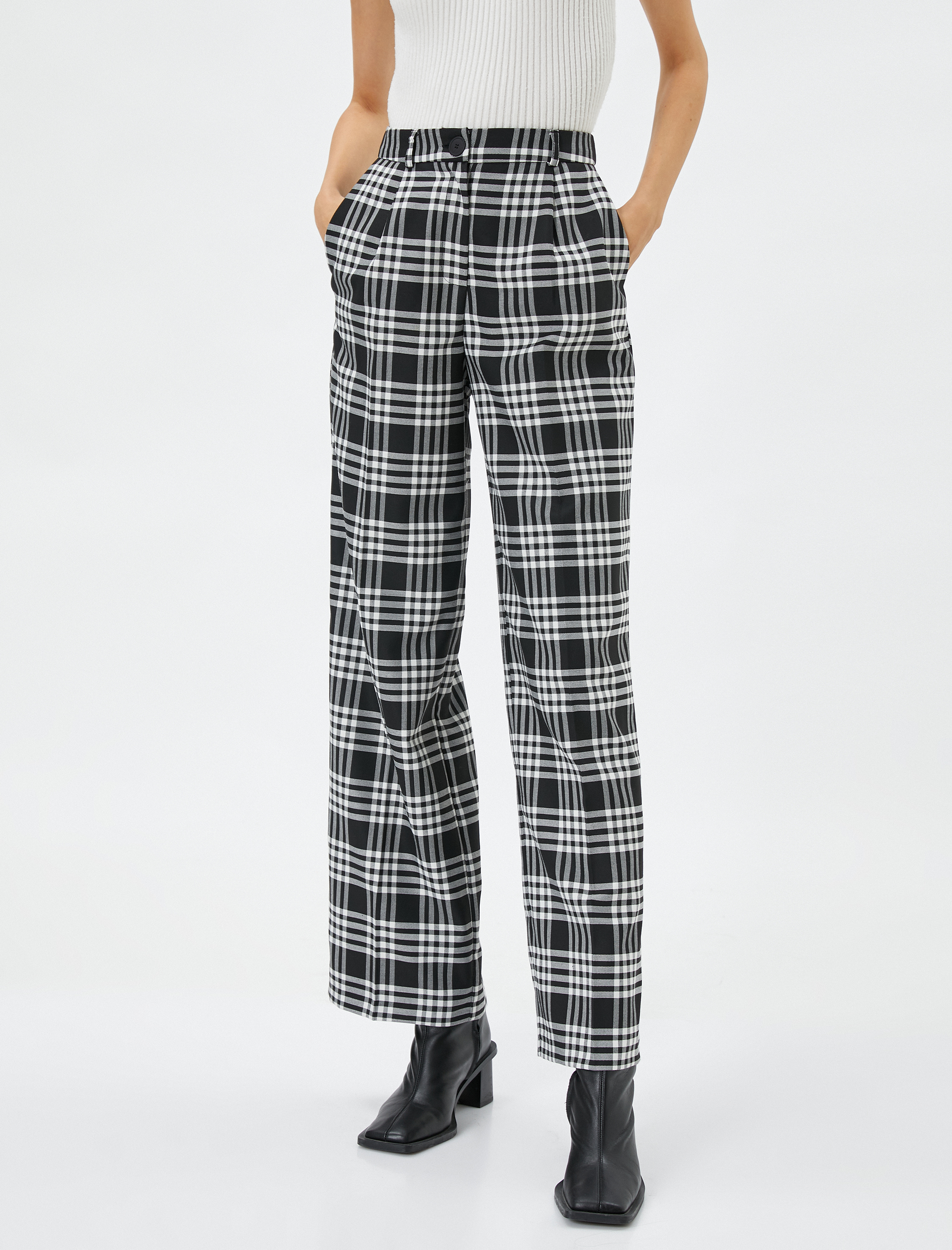   Bol Paça Pantolon Yüksek Bel Cep Detaylı Düğmeli