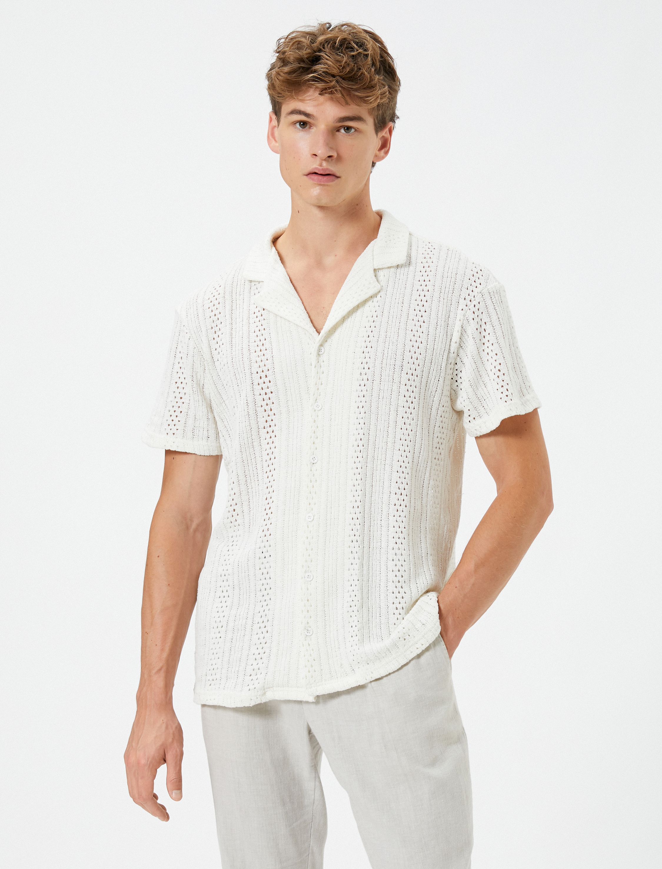   Oversize Gömlek Kısa Kollu Devrik Yaka Ajurlu