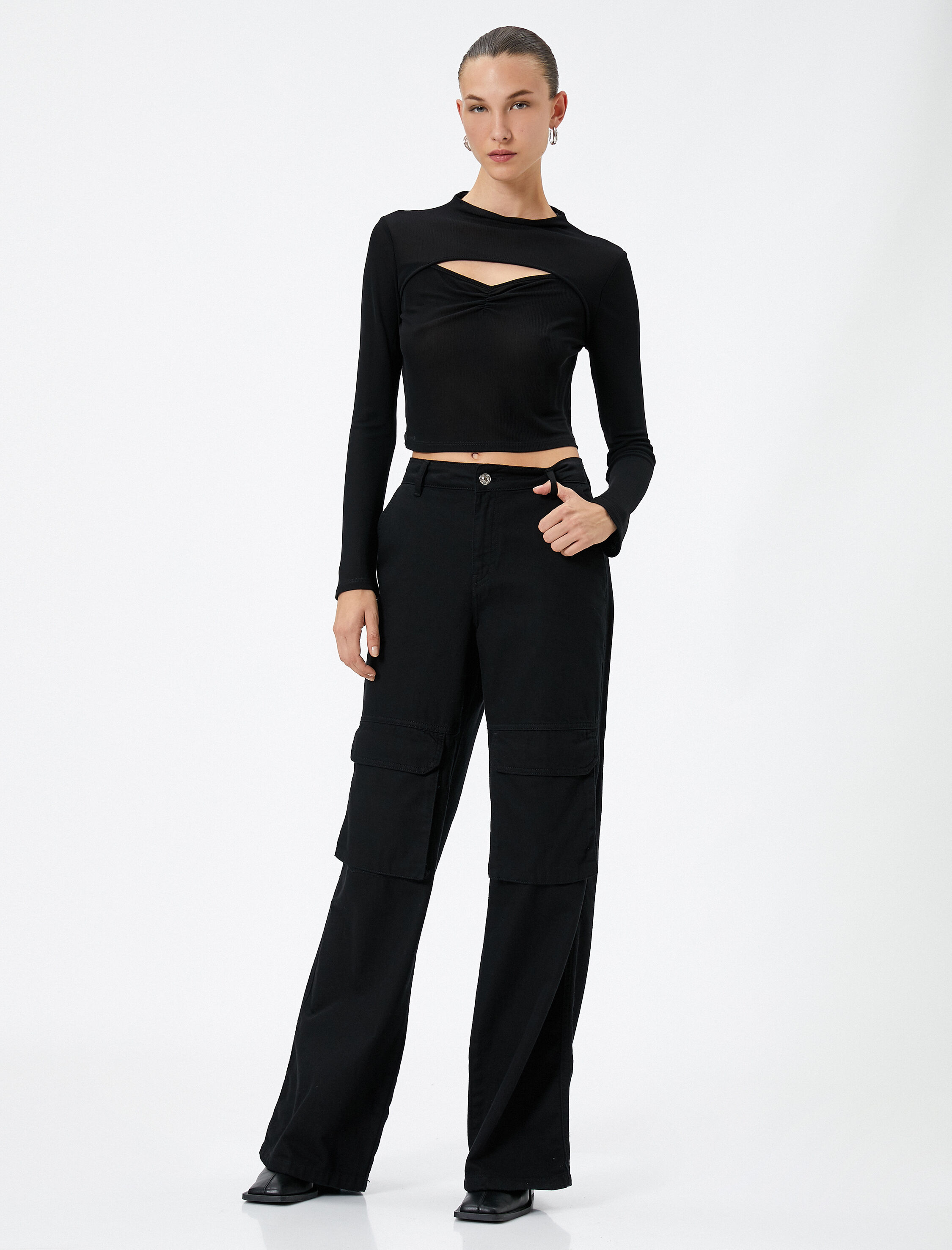 Crop Body Uzun Kollu Pencere Detaylı Drapeli