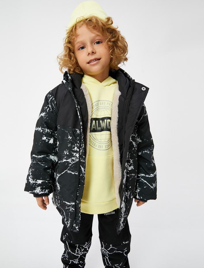 Erkek Çocuk Şişme Mont Kapşonlu Peluş Astarlı Cepli