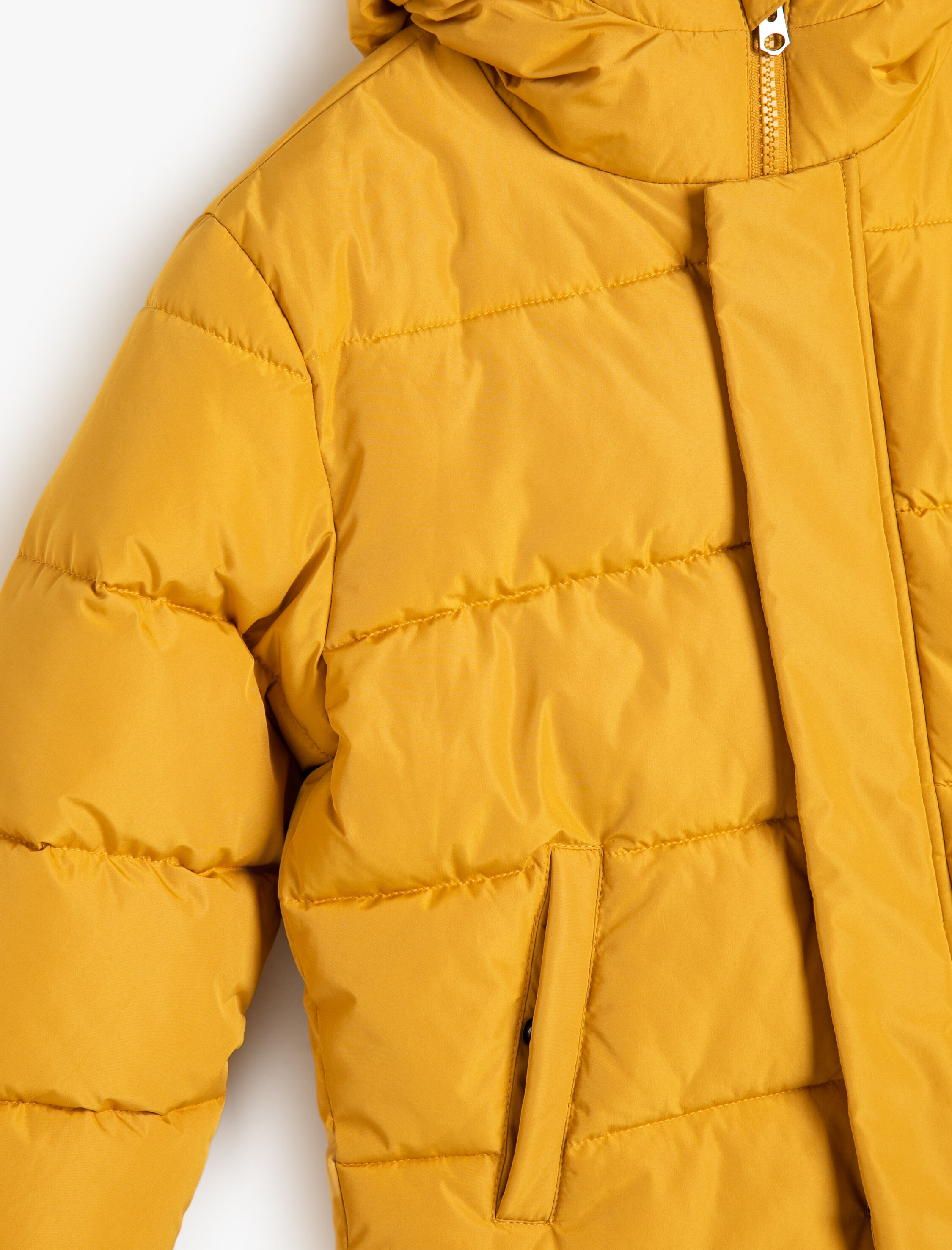 Erkek Çocuk Oversize Şişme Mont Kapşonlu Lastik Manşetli Rüzgar Kapaklı