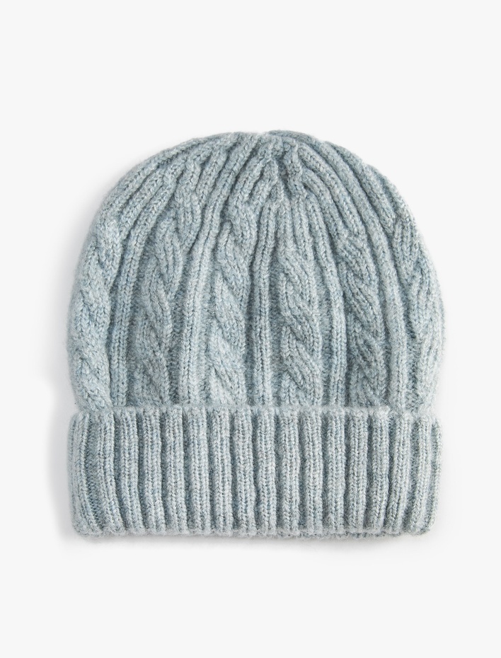 Kadın Saç Örgü Bere Kenarları Katlı