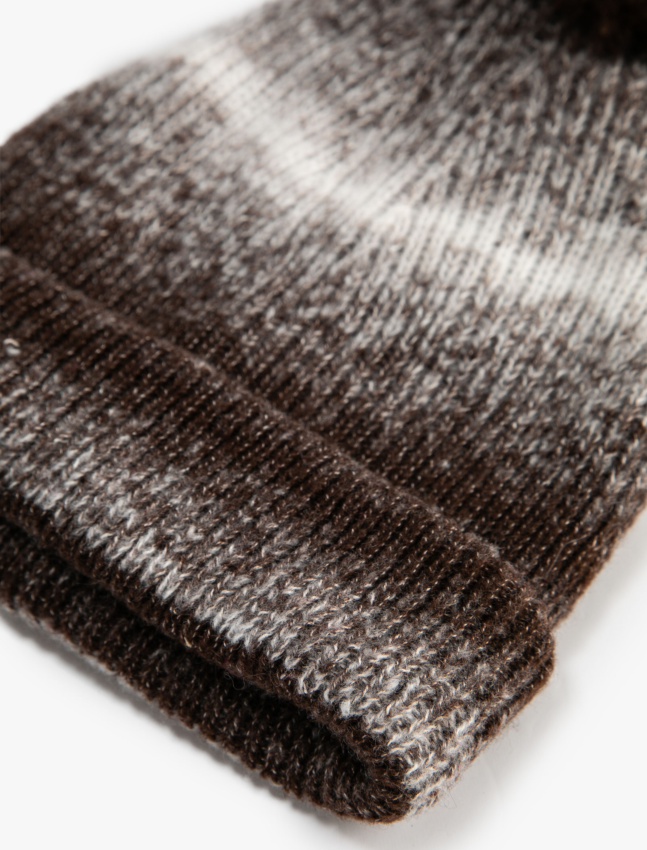  Kadın Örgü Bere Renk Geçişli Peluş Ponpon Detaylı