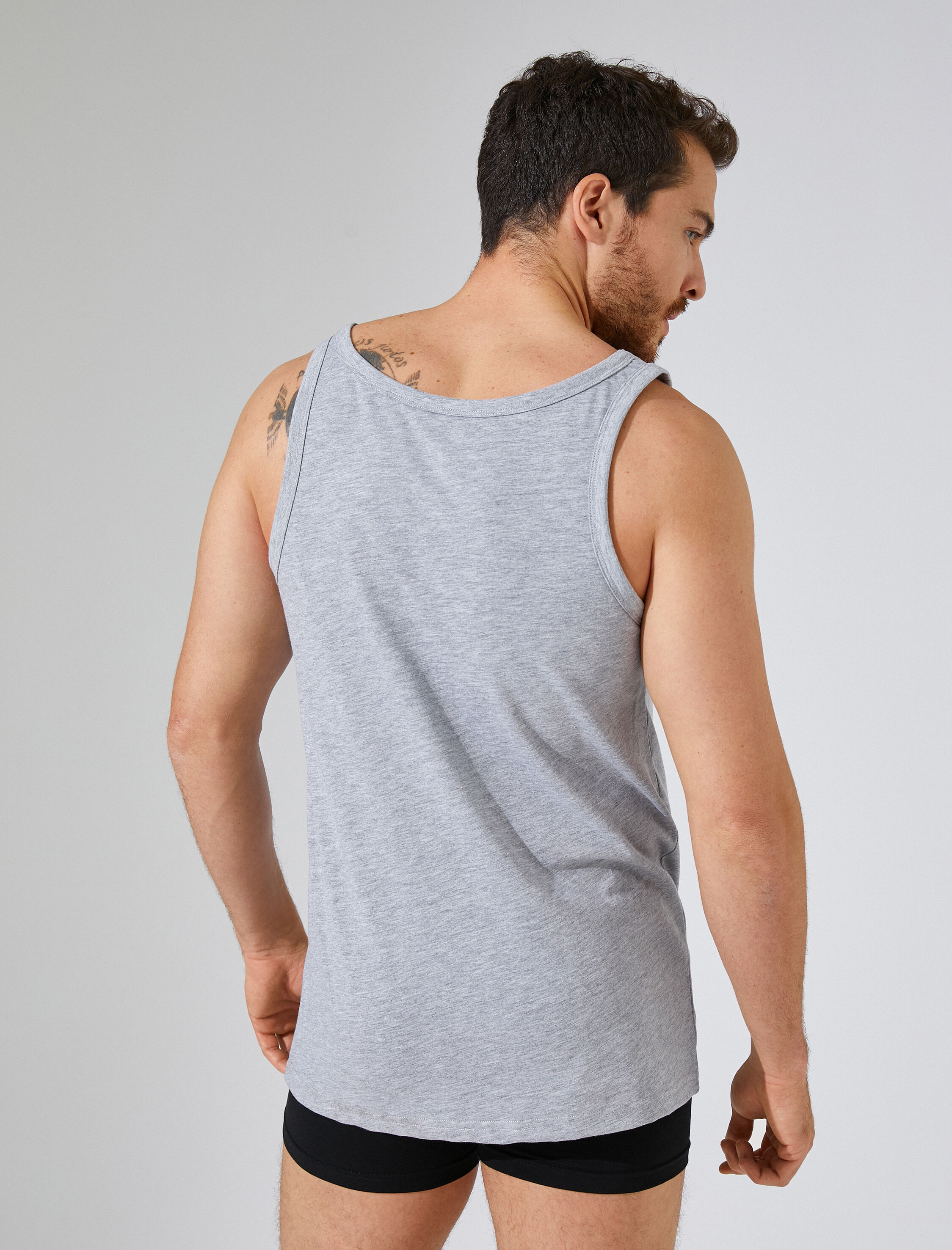   Basic Atlet Bisiklet Yaka