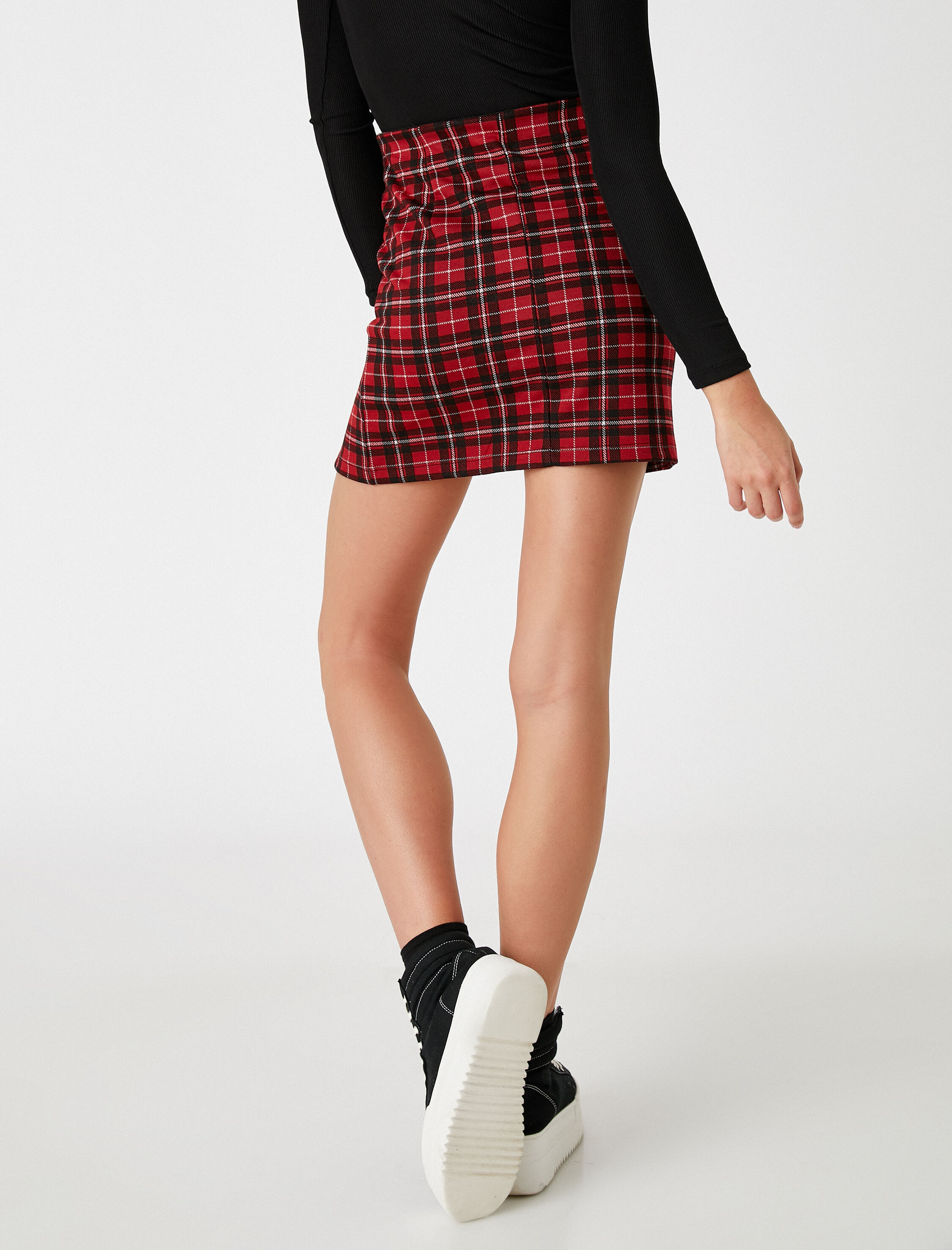   Mini Etek Yırtmaçlı