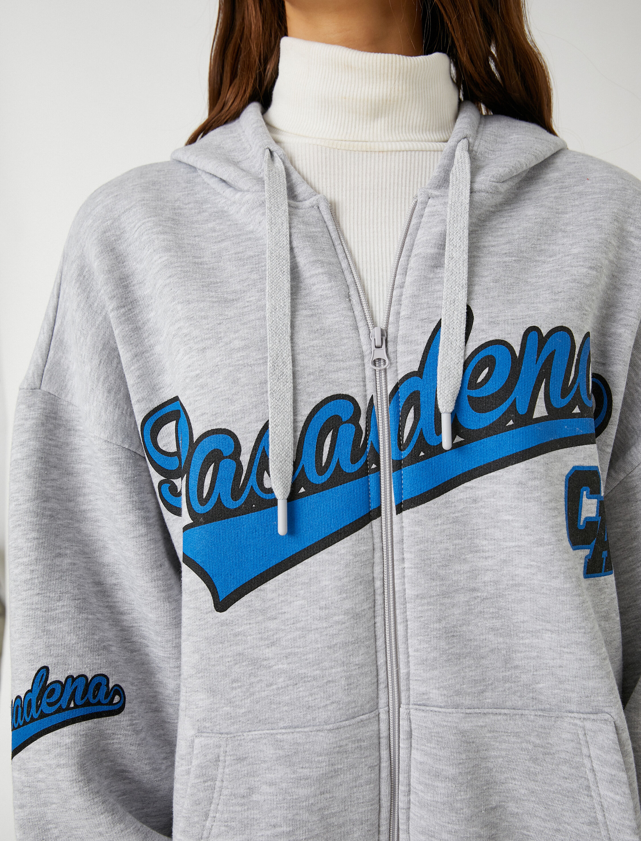   Şardonlu Kolej Sweatshirt Kapüşonlu Oversize Fermuarlı Baskılı Cep Detaylı