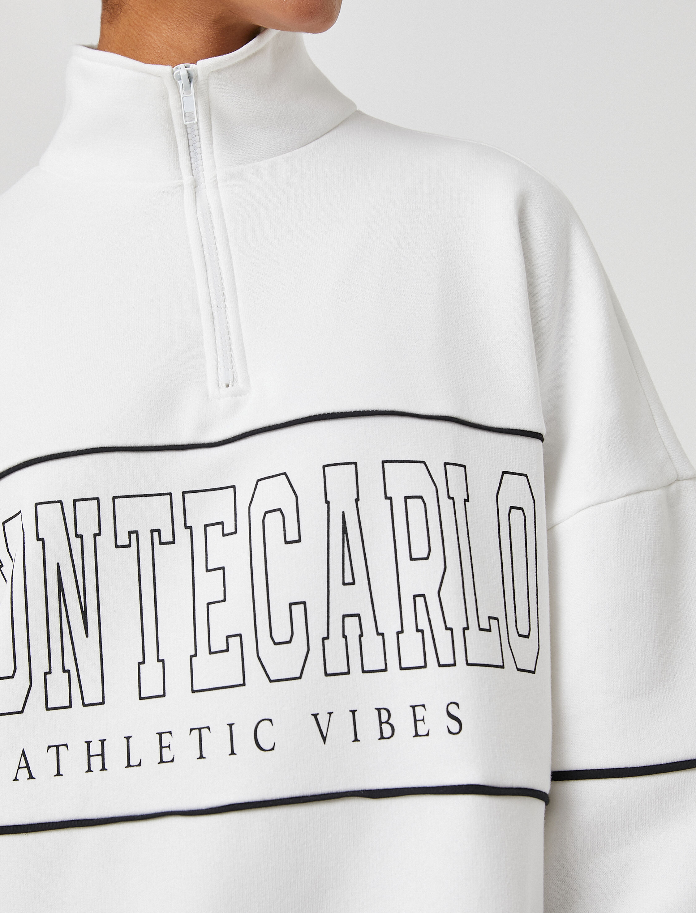   Şardonlu Oversize Sweatshirt Dik Yaka Fermuar Detaylı Uzun Kollu