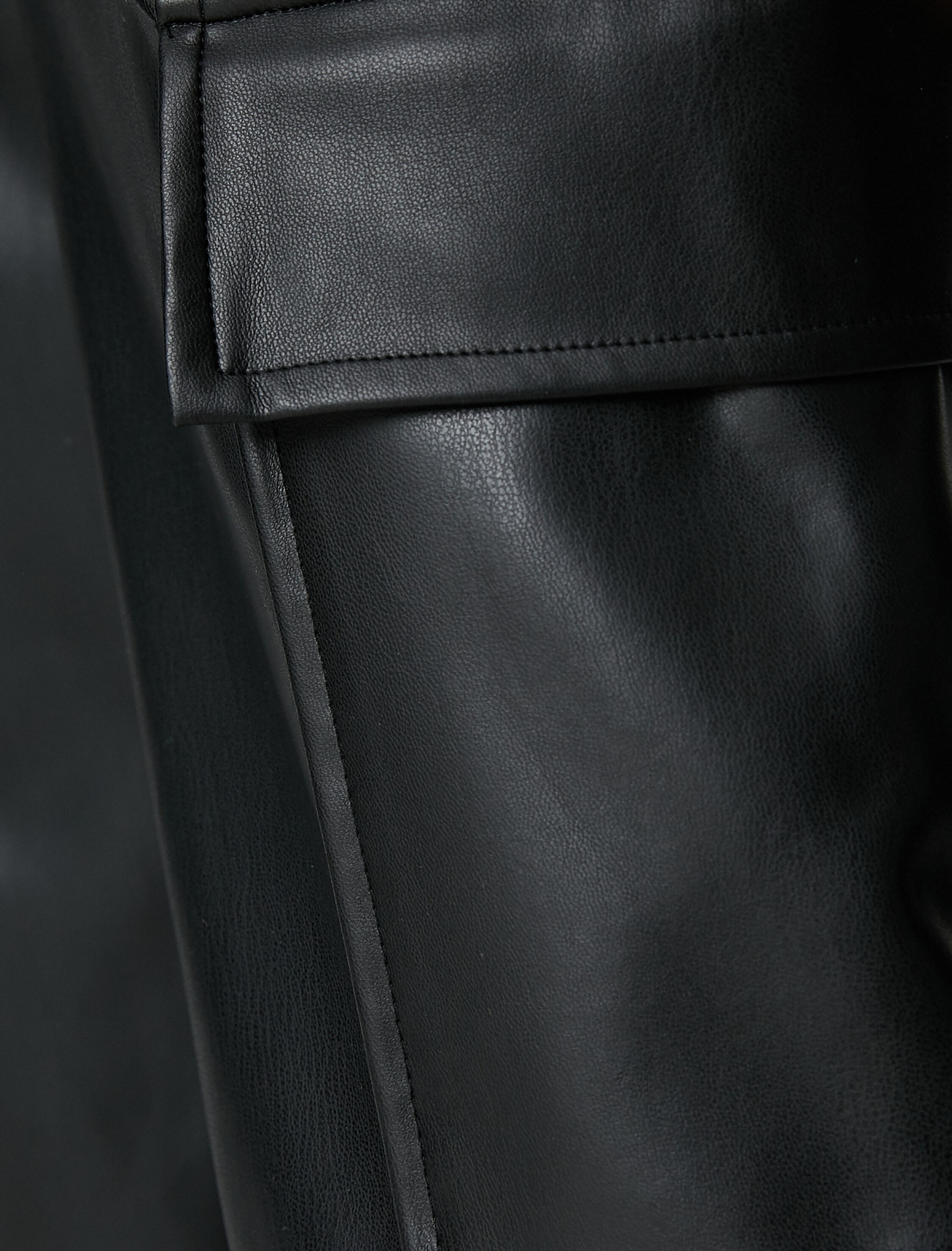   Deri Görünümlü Pantolon Kargo Cep Detaylı Normal Bel