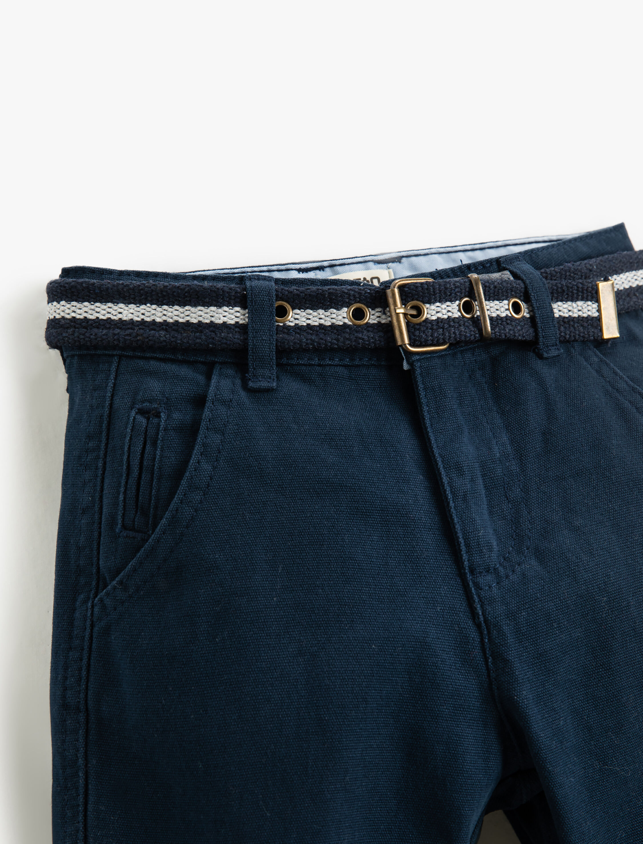  Erkek Çocuk Kumaş Pantolon Slim Fit Kemerli Cepli Beli Ayarlanabilir Lastikli Beli Ayarlanabilir Lastikli