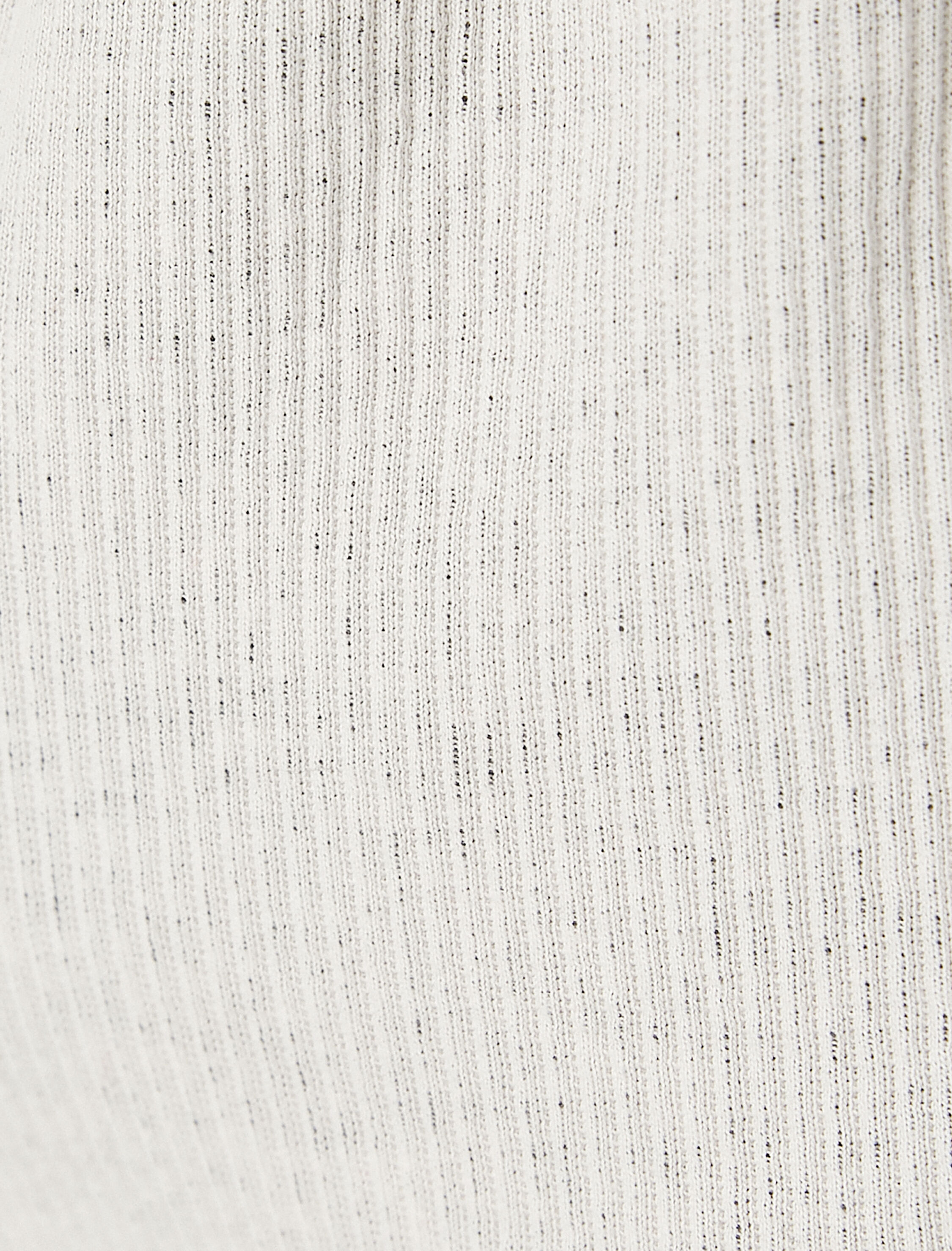   Beli Bağcıklı Bermuda Şort Cep Detaylı