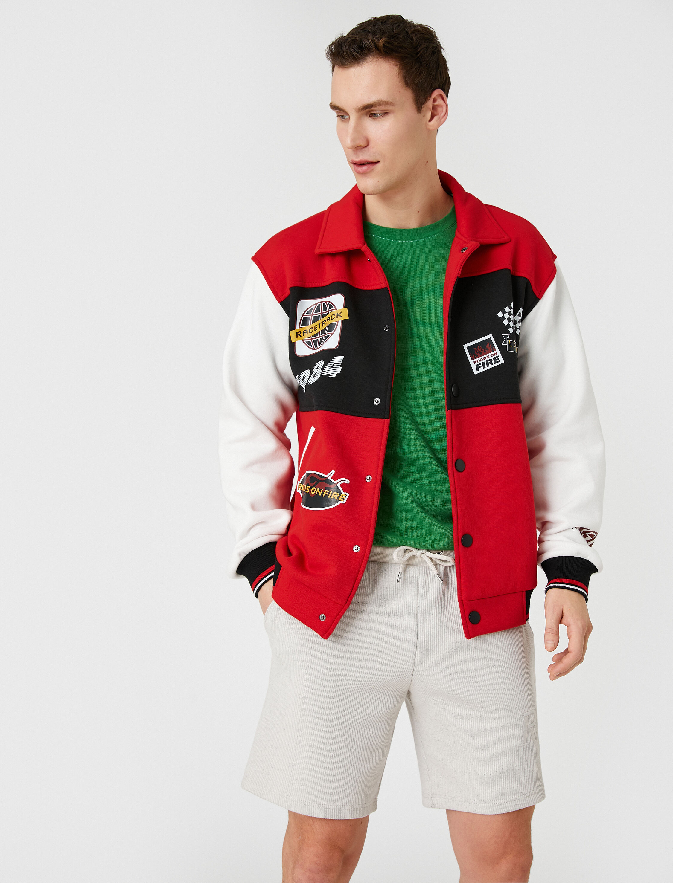   Beli Bağcıklı Bermuda Şort Cep Detaylı